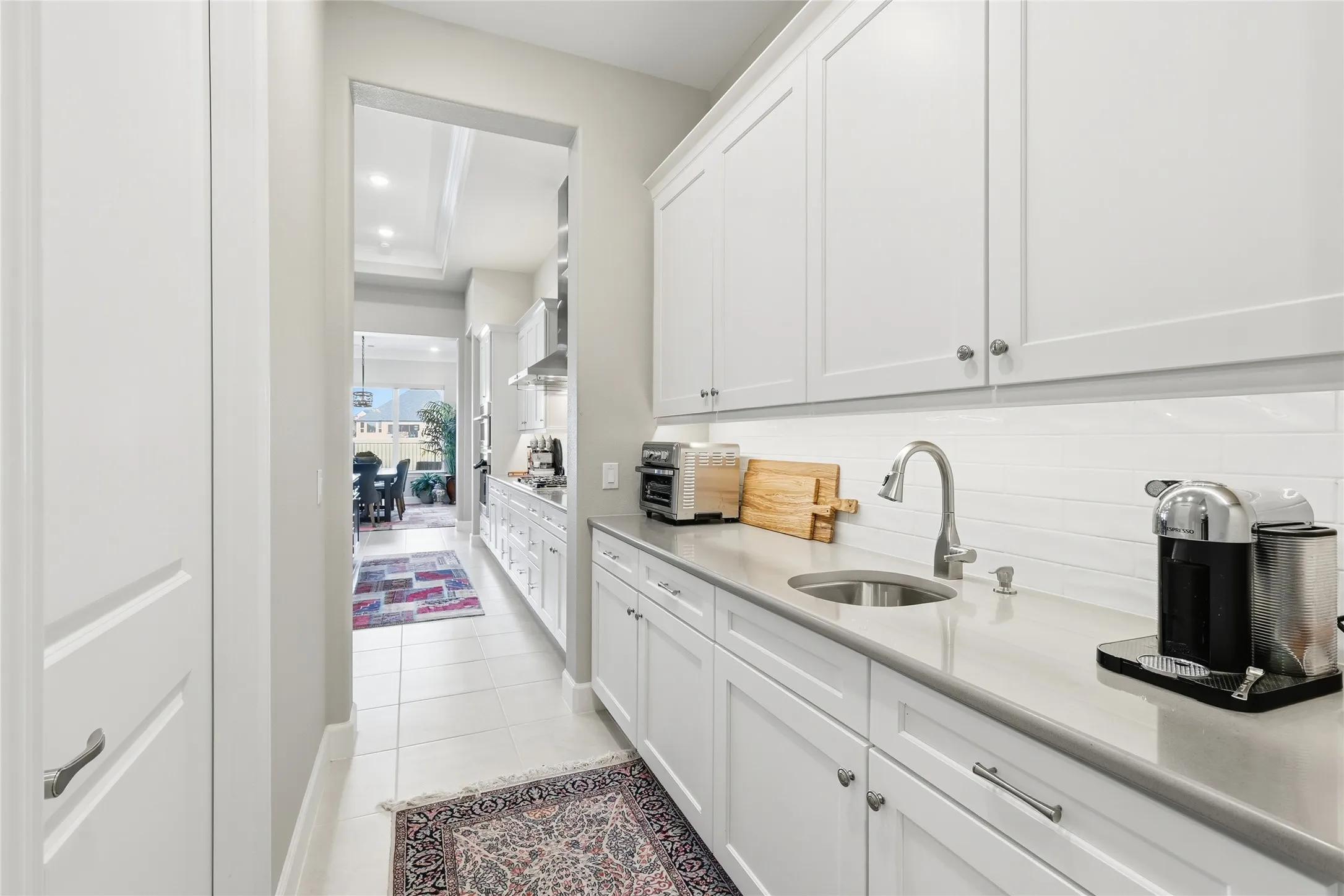 Single Family Residence For Sale in Denton County , 10720 Goodland Drive, Denton, Texas 76207, 3 Bedroom, 4 Bathroom, 3 Garage spaces, 3,055 Sqft, built in 2022, Preowned, mls#21191675, Real Estate Agent in Denton, Homes For Sale in Denton county, Homes For Sale in Denton, Realtor in Denton Texas, Real Estate Brokerage Independent Realty Texas, Luminita Cordes Realtor