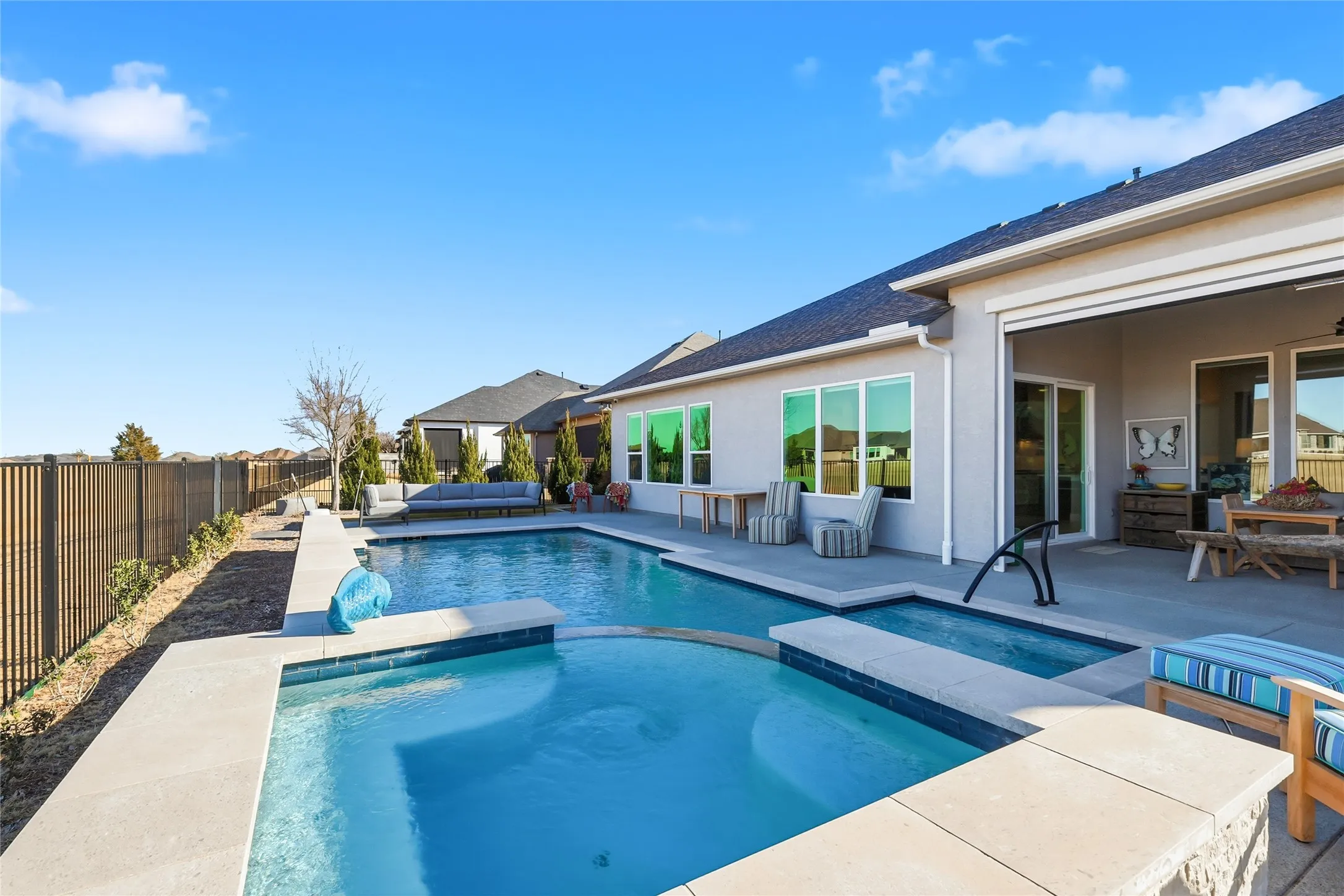 Single Family Residence For Sale in Denton County , 10720 Goodland Drive, Denton, Texas 76207, 3 Bedroom, 4 Bathroom, 3 Garage spaces, 3,055 Sqft, built in 2022, Preowned, mls#21191675, Real Estate Agent in Denton, Homes For Sale in Denton county, Homes For Sale in Denton, Realtor in Denton Texas, Real Estate Brokerage Independent Realty Texas, Luminita Cordes Realtor
