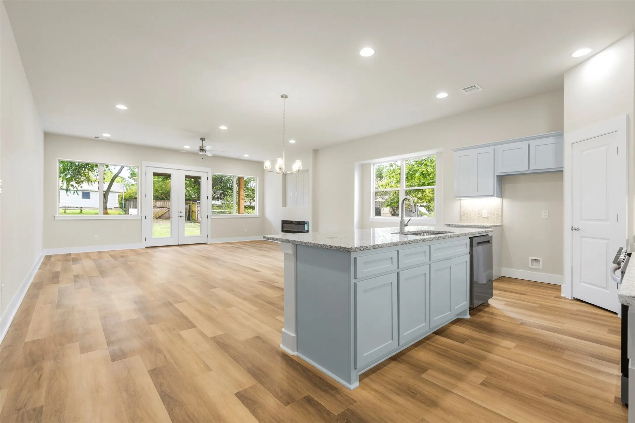 Single Family Residence For Sale in Grayson County , 710 E Mcgee Street, Sherman, Texas 75090, 3 Bedroom, 2 Bathroom, 2 Garage spaces, 1,826 Sqft, built in 2026, New Construction - Complete, mls#21191219, Real Estate Agent in Sherman, Homes For Sale in Grayson county, Homes For Sale in Sherman, Realtor in Sherman Texas, Real Estate Brokerage Independent Realty Texas, Luminita Cordes Realtor