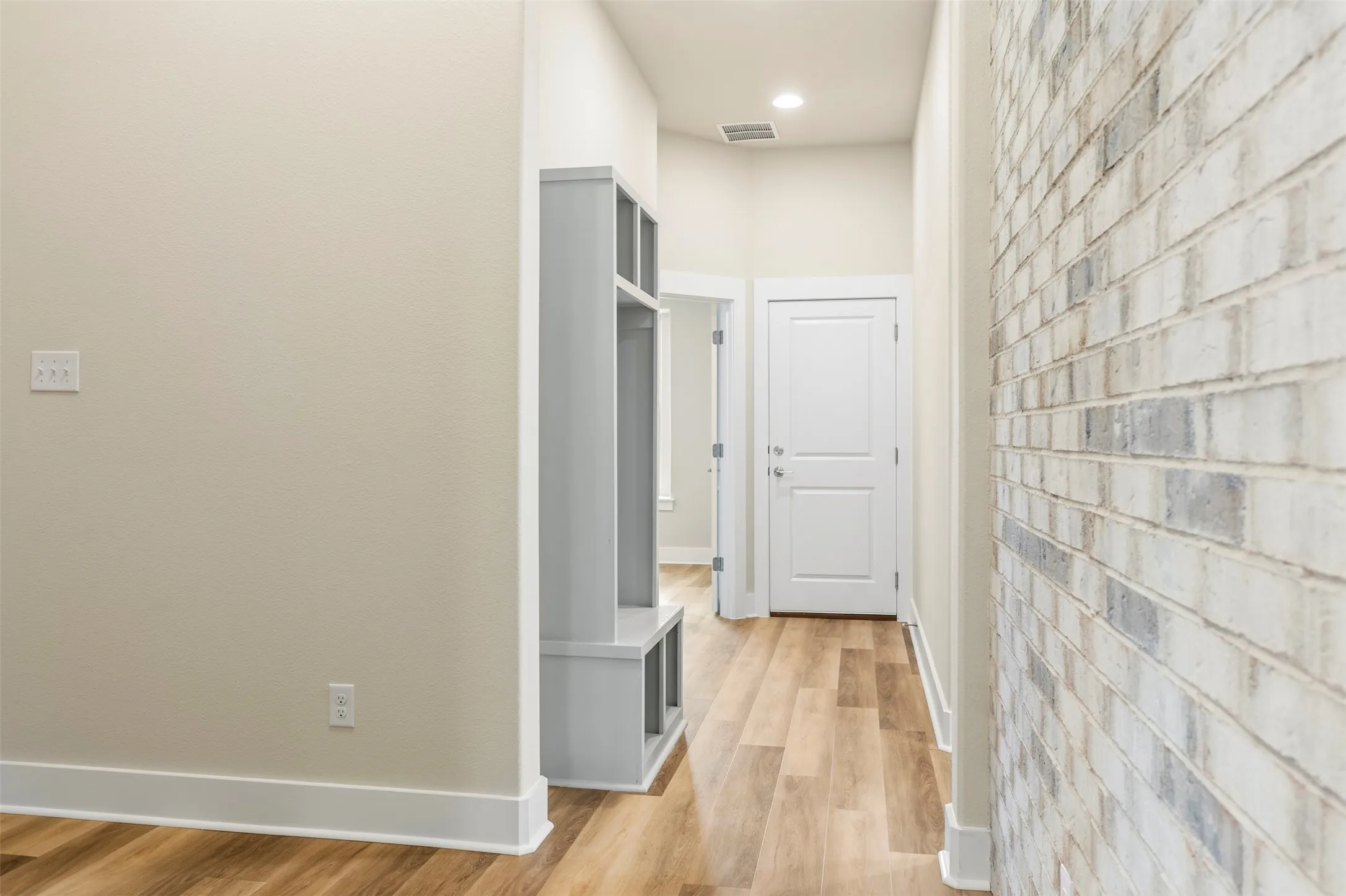 Single Family Residence For Sale in Grayson County , 710 E Mcgee Street, Sherman, Texas 75090, 3 Bedroom, 2 Bathroom, 2 Garage spaces, 1,826 Sqft, built in 2026, New Construction - Complete, mls#21191219, Real Estate Agent in Sherman, Homes For Sale in Grayson county, Homes For Sale in Sherman, Realtor in Sherman Texas, Real Estate Brokerage Independent Realty Texas, Luminita Cordes Realtor