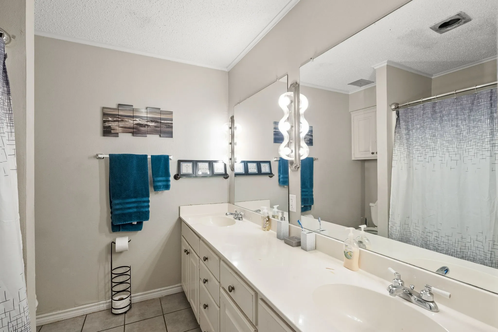 Duplex For Sale in Smith County , 2103 Easy Street, Tyler, Texas 75703, 6 Bedroom, 4 Bathroom, Garage spaces, 0 Sqft, built in 1975, Preowned, mls#21189316, Real Estate Agent in Tyler, Homes For Sale in Smith county, Homes For Sale in Tyler, Realtor in Tyler Texas, Real Estate Brokerage Independent Realty Texas, Luminita Cordes Realtor