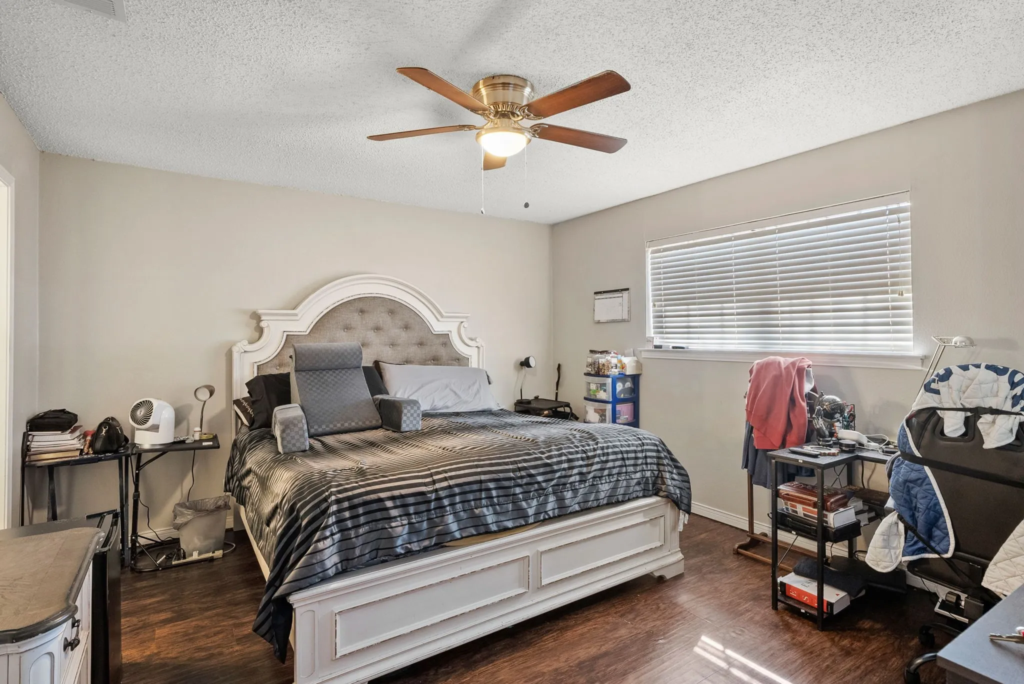 Duplex For Sale in Smith County , 2103 Easy Street, Tyler, Texas 75703, 6 Bedroom, 4 Bathroom, Garage spaces, 0 Sqft, built in 1975, Preowned, mls#21189316, Real Estate Agent in Tyler, Homes For Sale in Smith county, Homes For Sale in Tyler, Realtor in Tyler Texas, Real Estate Brokerage Independent Realty Texas, Luminita Cordes Realtor
