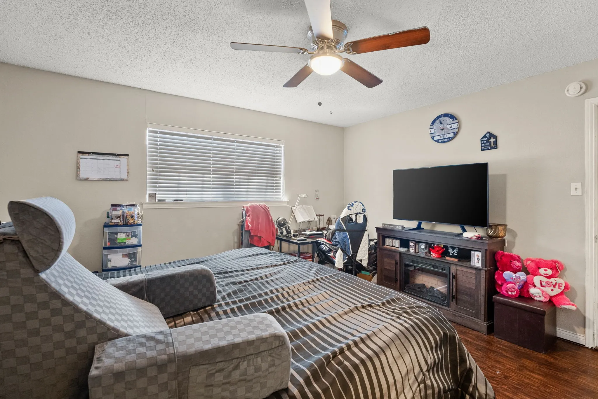 Duplex For Sale in Smith County , 2103 Easy Street, Tyler, Texas 75703, 6 Bedroom, 4 Bathroom, Garage spaces, 0 Sqft, built in 1975, Preowned, mls#21189316, Real Estate Agent in Tyler, Homes For Sale in Smith county, Homes For Sale in Tyler, Realtor in Tyler Texas, Real Estate Brokerage Independent Realty Texas, Luminita Cordes Realtor
