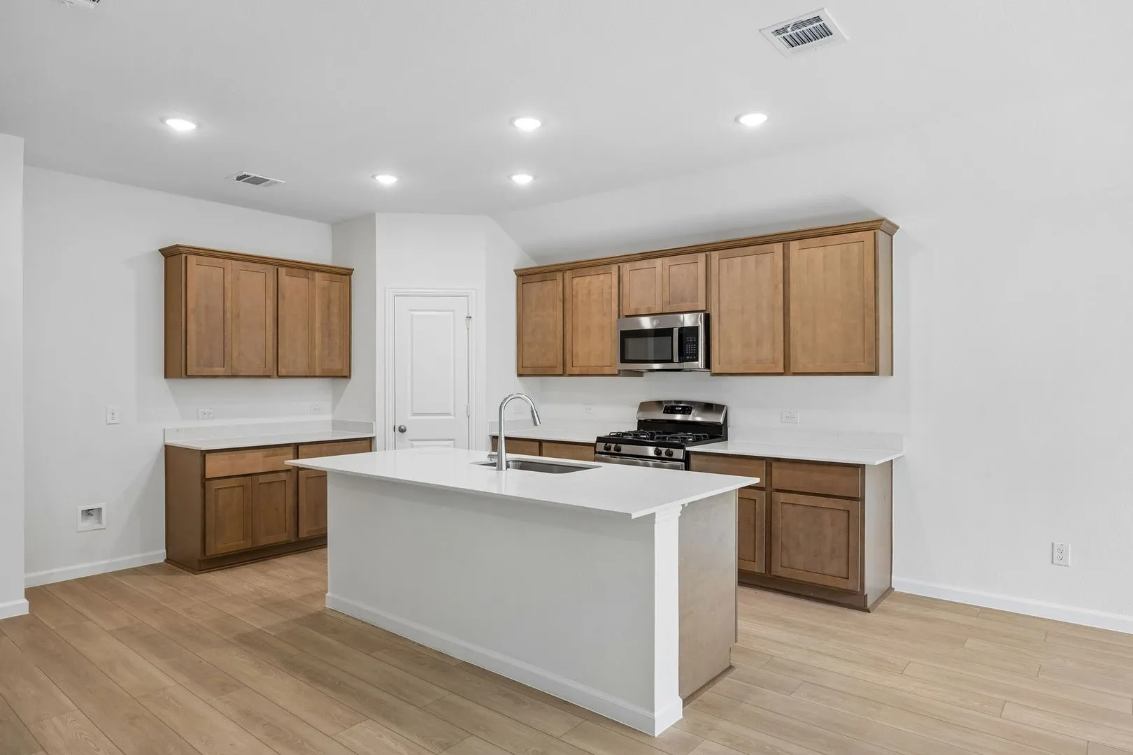 Single Family Residence For Sale in Grayson County , 3892 Rose Hill Court, Denison, Texas 75020, 4 Bedroom, 2 Bathroom, 2 Garage spaces, 2,153 Sqft, built in 2026, New Construction - Complete, mls#21192047, Real Estate Agent in Denison, Homes For Sale in Grayson county, Homes For Sale in Denison, Realtor in Denison Texas, Real Estate Brokerage Independent Realty Texas, Luminita Cordes Realtor