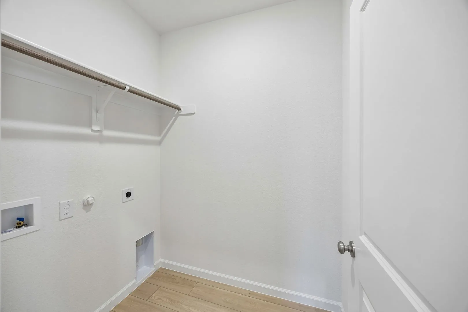 Single Family Residence For Sale in Grayson County , 3892 Rose Hill Court, Denison, Texas 75020, 4 Bedroom, 2 Bathroom, 2 Garage spaces, 2,153 Sqft, built in 2026, New Construction - Complete, mls#21192047, Real Estate Agent in Denison, Homes For Sale in Grayson county, Homes For Sale in Denison, Realtor in Denison Texas, Real Estate Brokerage Independent Realty Texas, Luminita Cordes Realtor