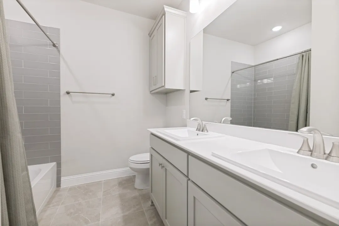 Single Family Residence For Sale in Grayson County , 1408 Bearpath Way, Gunter, Texas 75058, 5 Bedroom, 5 Bathroom, 3 Garage spaces, 3,518 Sqft, built in 2023, Price $695,000, mls#21190948, Real Estate Agent in Gunter, Homes For Sale in Grayson county, Homes For Sale in Gunter, Realtor in Gunter Texas, Real Estate Brokerage Independent Realty Texas, Luminita Cordes Realtor