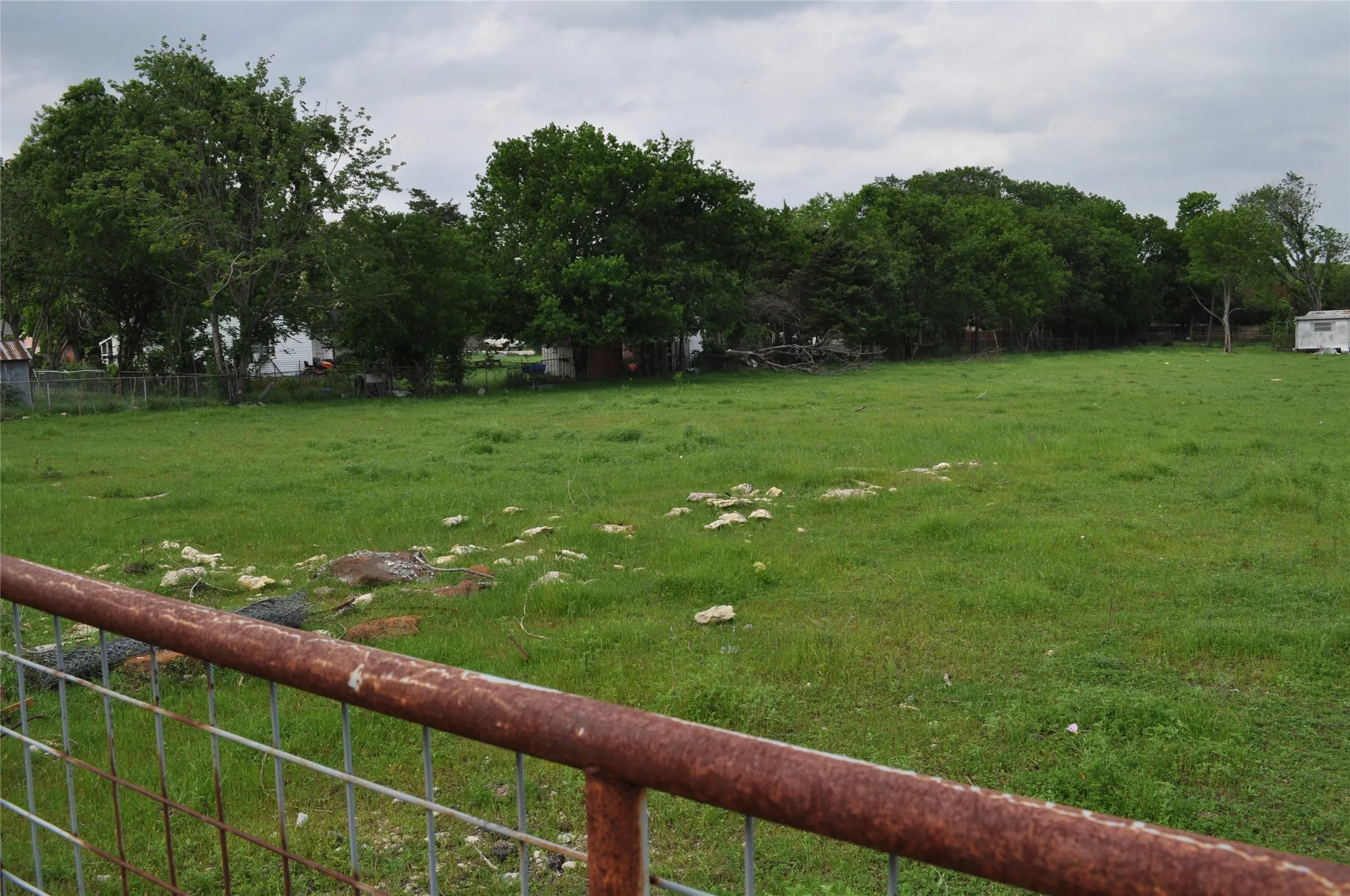Single Family Residence For Sale in Dallas County , 102 Bowers Street, Seagoville, Texas 75159, 3 Bedrooms, 2 Bathrooms, Garage spaces, 1,402 Sqft, built in 1955, Price $795,000, mls#21192005, Real Estate Agent in Seagoville, Homes For Sale in Dallas county, Homes For Sale in Seagoville, Realtor in Seagoville Texas, Real Estate Brokerage Independent Realty Texas, Luminita Cordes Realtor