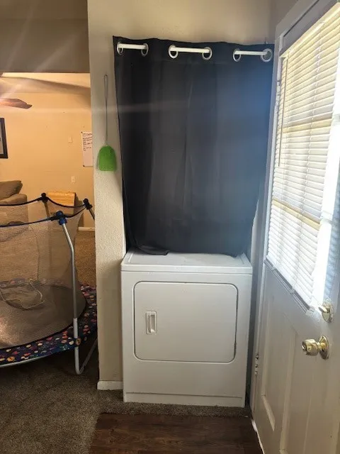 Single Family Residence For Sale in Dallas County , 102 Bowers Street, Seagoville, Texas 75159, 3 Bedrooms, 2 Bathrooms, Garage spaces, 1,402 Sqft, built in 1955, Price $795,000, mls#21192005, Real Estate Agent in Seagoville, Homes For Sale in Dallas county, Homes For Sale in Seagoville, Realtor in Seagoville Texas, Real Estate Brokerage Independent Realty Texas, Luminita Cordes Realtor