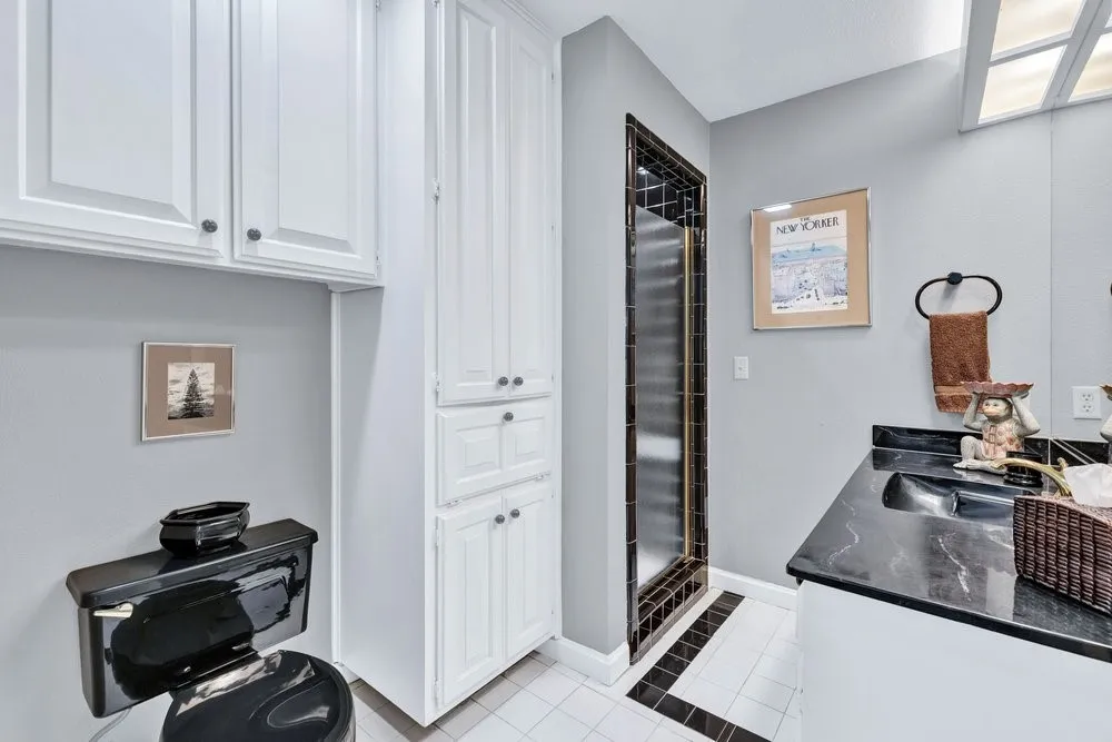Single Family Residence For Sale in Dallas County , 11622 Valleydale Drive, Dallas, Texas 75230, 4 Bedroom, 6 Bathroom, 3 Garage spaces, 4,388 Sqft, built in 1983, mls#21192131, Real Estate Agent in Dallas, Homes For Sale in Dallas county, Homes For Sale in Dallas, Realtor in Dallas Texas, Real Estate Brokerage Independent Realty Texas, Luminita Cordes Realtor