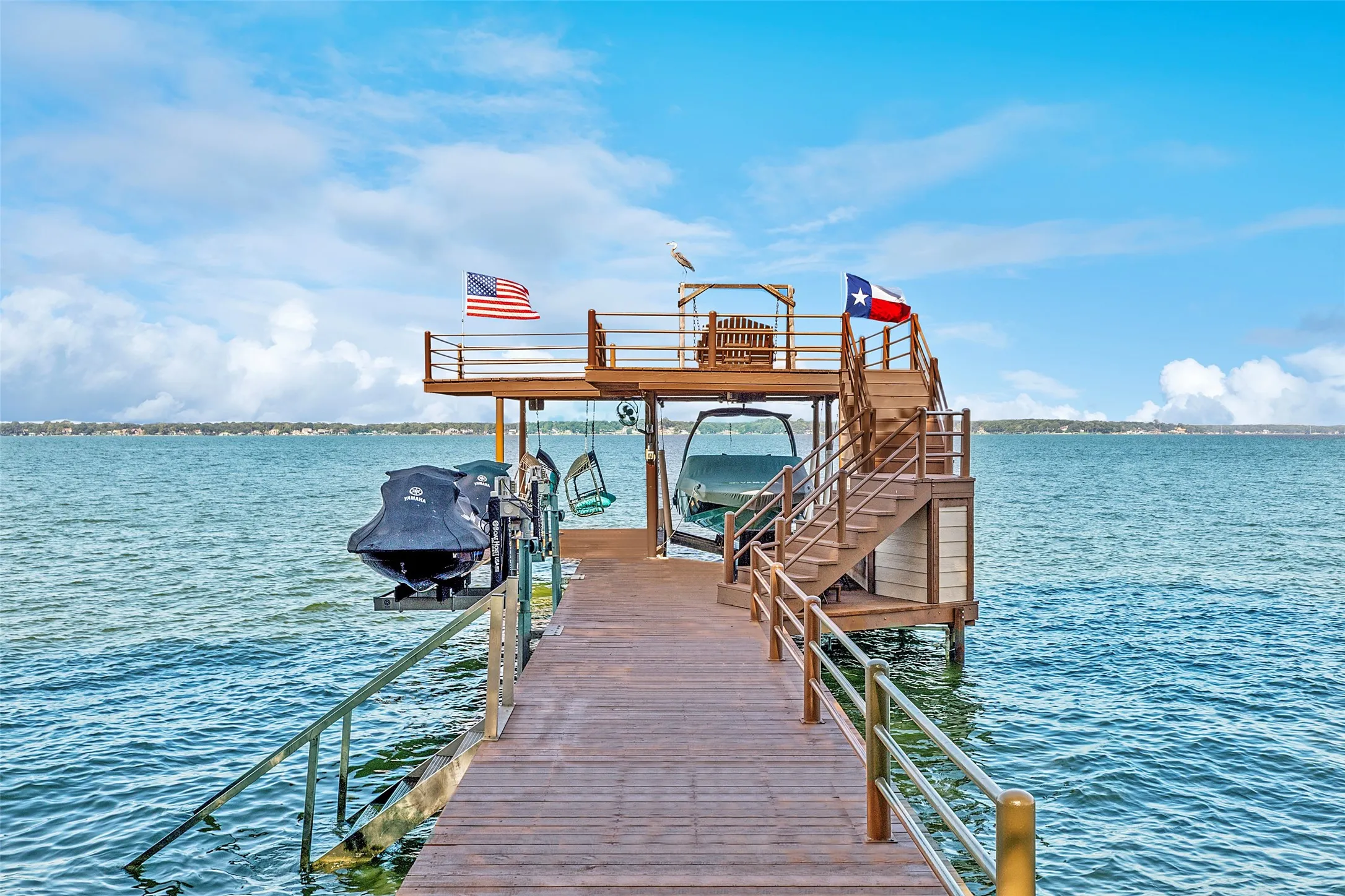 Located on deep water the deck recently had extensive work completed to update it.