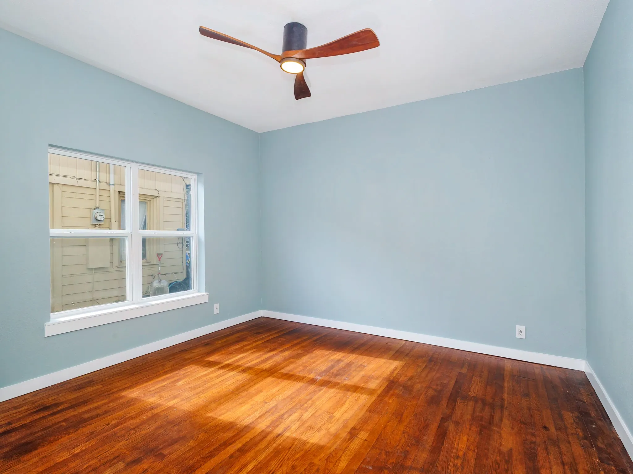 Single Family Residence For Sale in Brown County , 1610 1st Street, Brownwood, Texas 76801, 2 Bedrooms, 1 Bathroom, Garage spaces, 1,484 Sqft, built in 0, Preowned, Price $174,900, mls#21189641, Real Estate Agent in Brownwood, Homes For Sale in Brown county, Homes For Sale in Brownwood, Realtor in Brownwood Texas, Real Estate Brokerage Independent Realty Texas, Luminita Cordes Realtor
