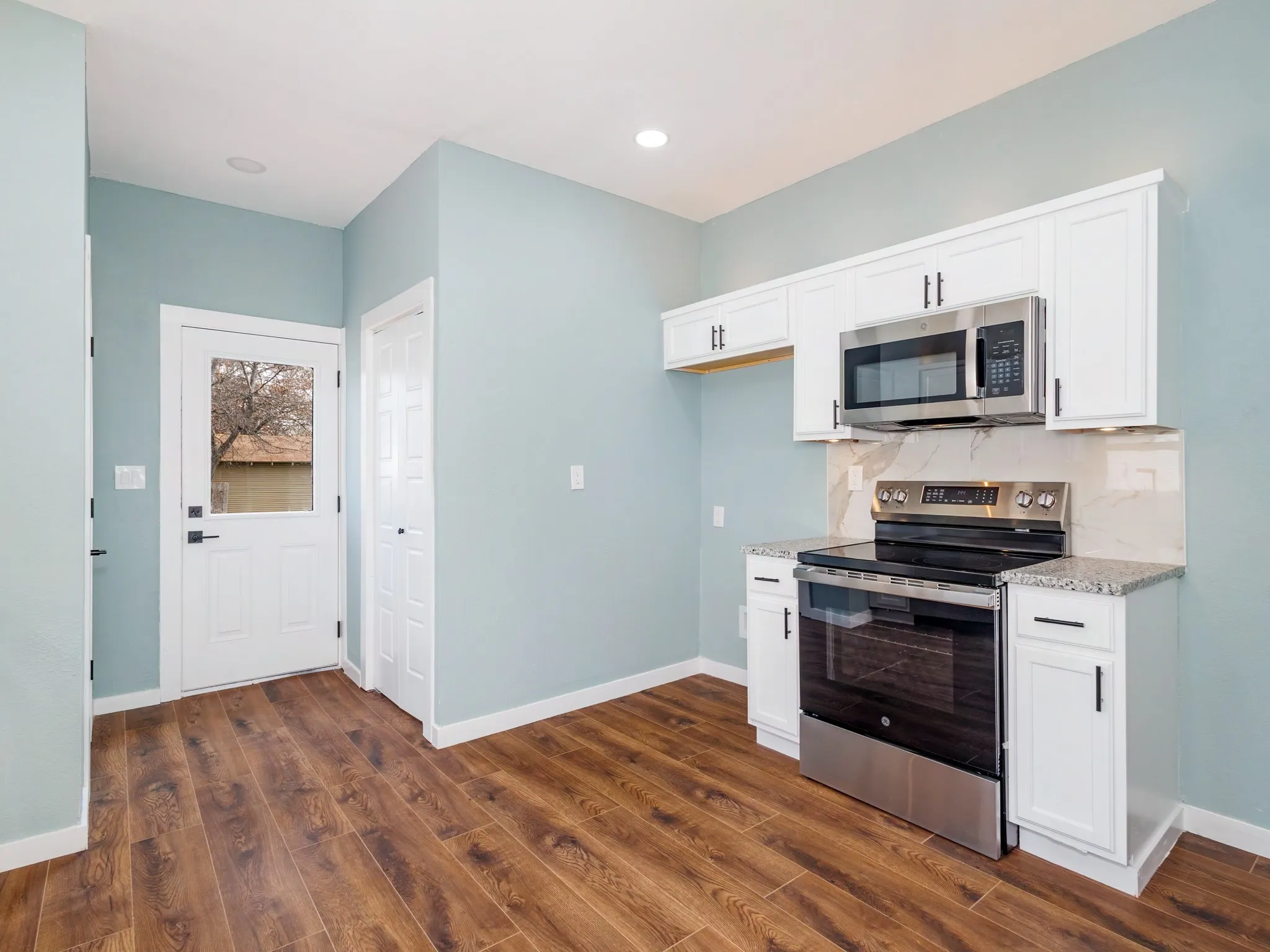 Single Family Residence For Sale in Brown County , 1610 1st Street, Brownwood, Texas 76801, 2 Bedrooms, 1 Bathroom, Garage spaces, 1,484 Sqft, built in 0, Preowned, Price $174,900, mls#21189641, Real Estate Agent in Brownwood, Homes For Sale in Brown county, Homes For Sale in Brownwood, Realtor in Brownwood Texas, Real Estate Brokerage Independent Realty Texas, Luminita Cordes Realtor