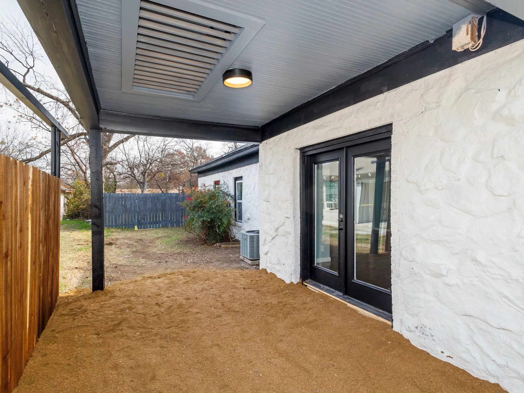 Single Family Residence For Sale in Brown County , 1610 1st Street, Brownwood, Texas 76801, 2 Bedrooms, 1 Bathroom, Garage spaces, 1,484 Sqft, built in 0, Preowned, Price $174,900, mls#21189641, Real Estate Agent in Brownwood, Homes For Sale in Brown county, Homes For Sale in Brownwood, Realtor in Brownwood Texas, Real Estate Brokerage Independent Realty Texas, Luminita Cordes Realtor