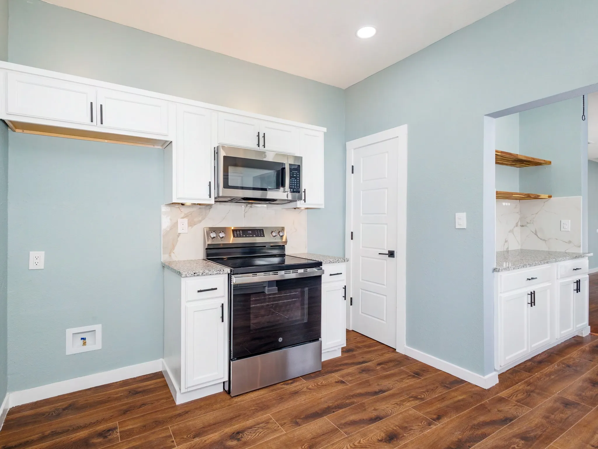 Single Family Residence For Sale in Brown County , 1610 1st Street, Brownwood, Texas 76801, 2 Bedrooms, 1 Bathroom, Garage spaces, 1,484 Sqft, built in 0, Preowned, Price $174,900, mls#21189641, Real Estate Agent in Brownwood, Homes For Sale in Brown county, Homes For Sale in Brownwood, Realtor in Brownwood Texas, Real Estate Brokerage Independent Realty Texas, Luminita Cordes Realtor