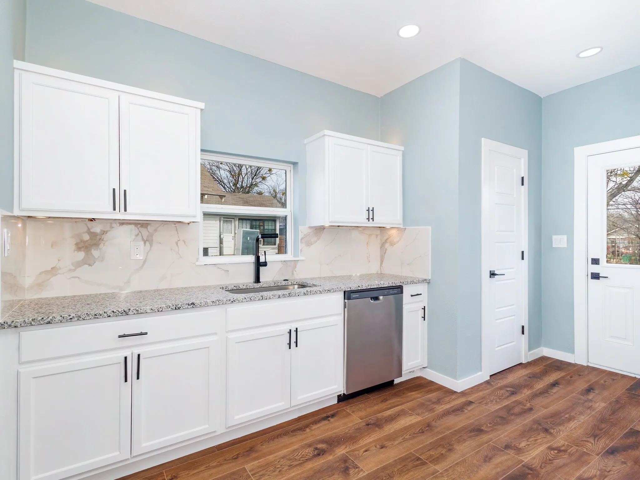 Single Family Residence For Sale in Brown County , 1610 1st Street, Brownwood, Texas 76801, 2 Bedrooms, 1 Bathroom, Garage spaces, 1,484 Sqft, built in 0, Preowned, Price $174,900, mls#21189641, Real Estate Agent in Brownwood, Homes For Sale in Brown county, Homes For Sale in Brownwood, Realtor in Brownwood Texas, Real Estate Brokerage Independent Realty Texas, Luminita Cordes Realtor