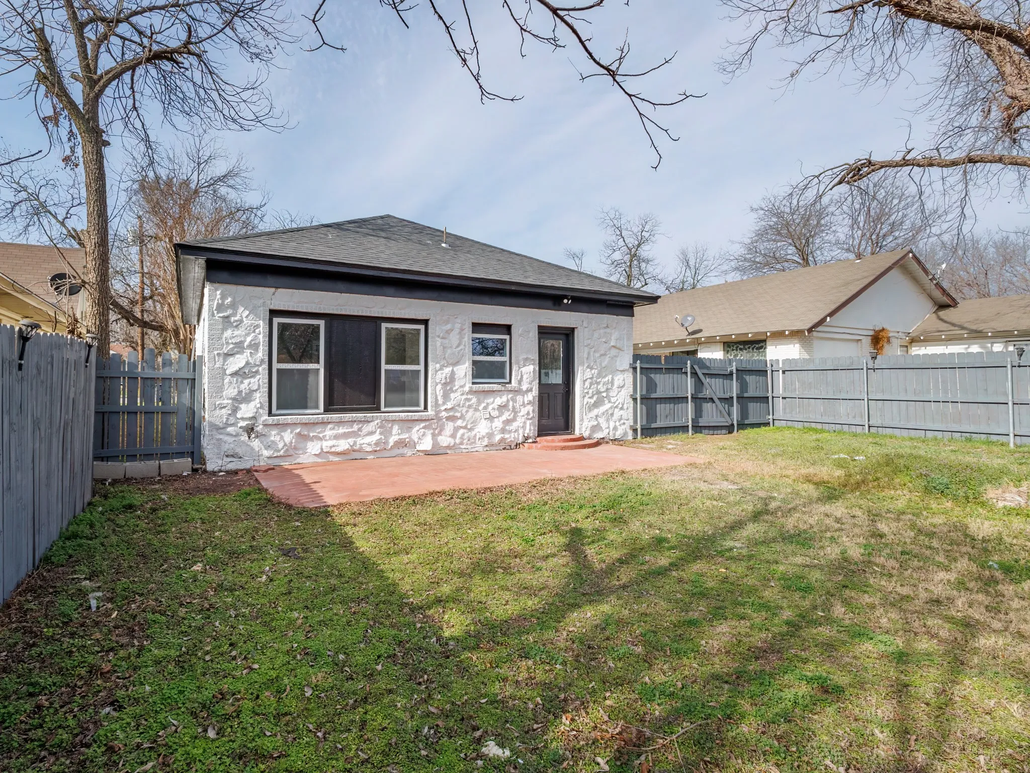 Single Family Residence For Sale in Brown County , 1610 1st Street, Brownwood, Texas 76801, 2 Bedrooms, 1 Bathroom, Garage spaces, 1,484 Sqft, built in 0, Preowned, Price $174,900, mls#21189641, Real Estate Agent in Brownwood, Homes For Sale in Brown county, Homes For Sale in Brownwood, Realtor in Brownwood Texas, Real Estate Brokerage Independent Realty Texas, Luminita Cordes Realtor