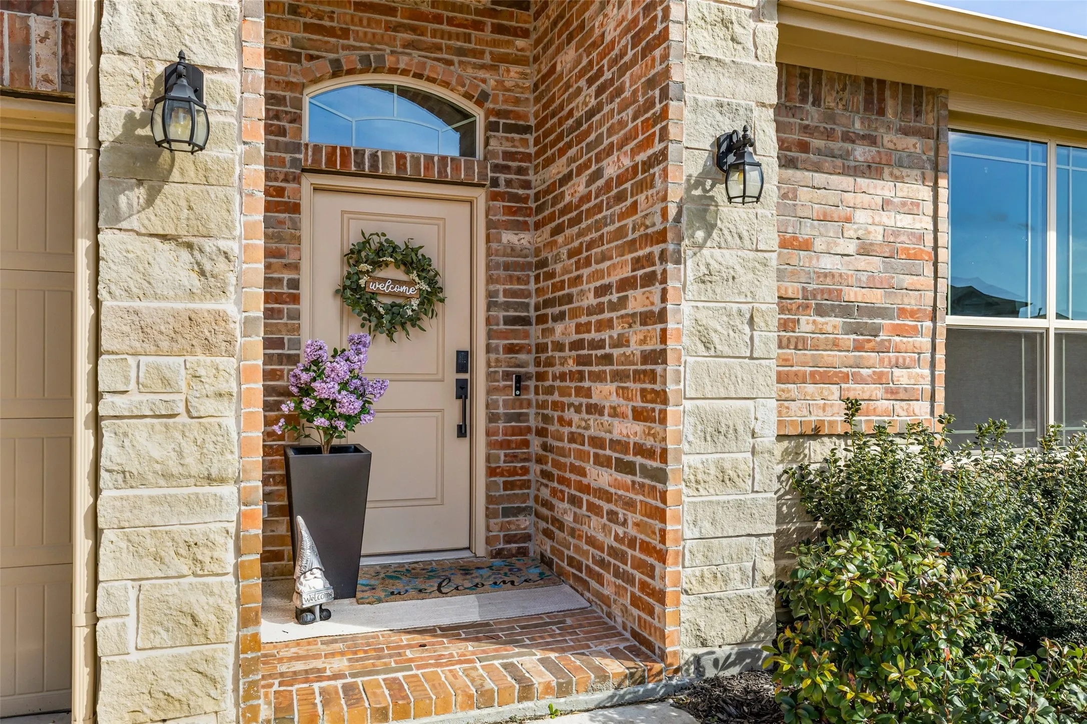 Single Family Residence For Sale in Parker County , 2373 Briscoe Ranch Drive, Weatherford, Texas 76087, 4 Bedroom, 2 Bathroom, 2 Garage spaces, 1,659 Sqft, built in 2022, mls#21191761, Real Estate Agent in Weatherford, Homes For Sale in Parker county, Homes For Sale in Weatherford, Realtor in Weatherford Texas, Real Estate Brokerage Independent Realty Texas, Luminita Cordes Realtor
