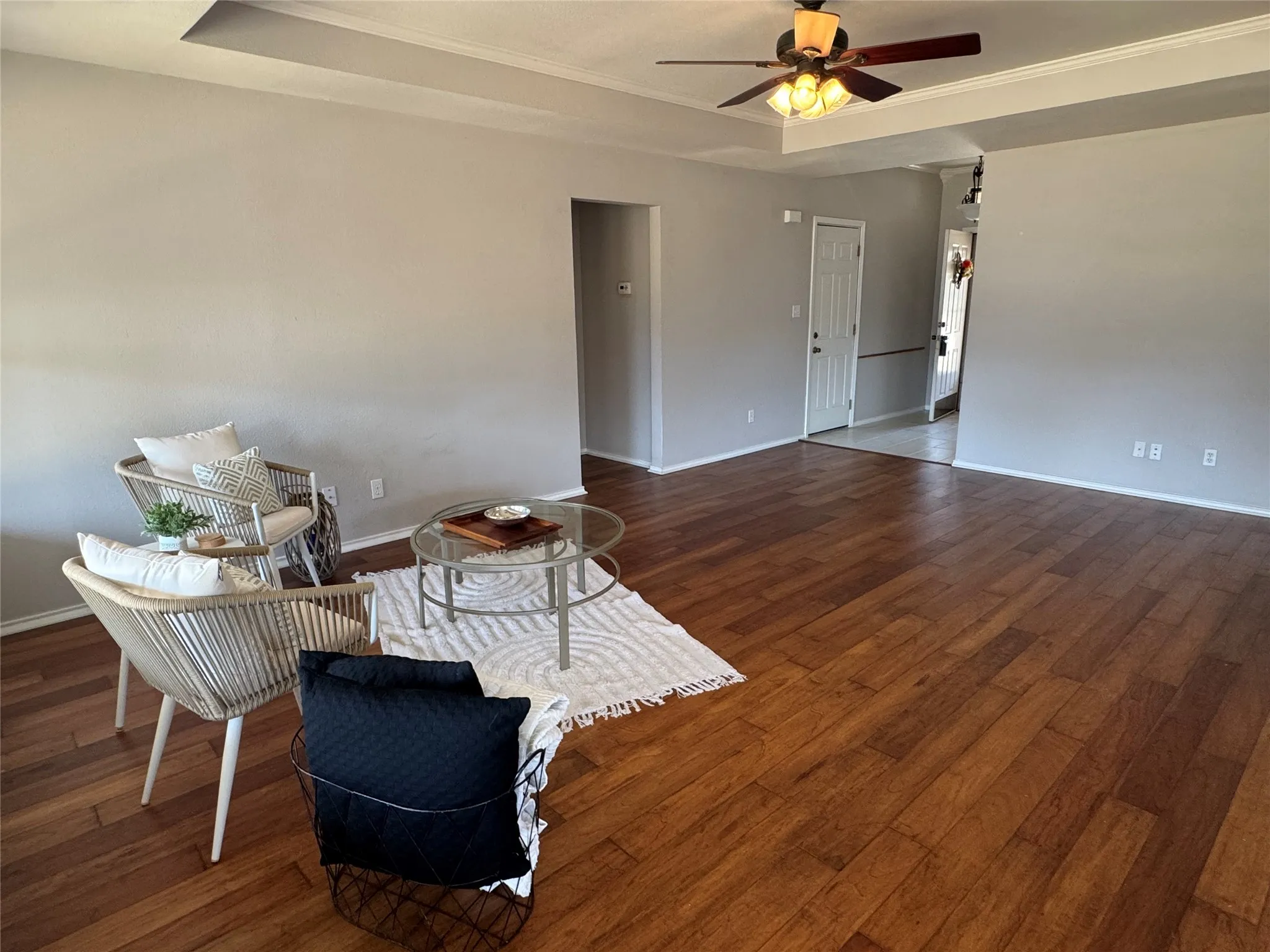 Single Family Residence For Sale in Hood County , 1526 Berry Patch Lane, Granbury, Texas 76048, 3 Bedroom, 2 Bathroom, 2 Garage spaces, 1,500 Sqft, built in 1996, mls#21192263, Real Estate Agent in Granbury, Homes For Sale in Hood county, Homes For Sale in Granbury, Realtor in Granbury Texas, Real Estate Brokerage Independent Realty Texas, Luminita Cordes Realtor