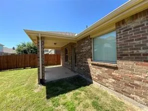 Single Family Residence For Rent in Tarrant County , 421 Goldstone Lane, Fort Worth, Texas 76131, 3 Bedroom, 2 Bathroom, 2 Garage spaces, 1,600 Sqft, built in 2009, Preowned, mls#21192299, Real Estate Agent in Fort Worth, Homes For Rent in Tarrant county, Homes For Rent in Fort Worth, Realtor in Fort Worth Texas, Real Estate Brokerage Independent Realty Texas, Luminita Cordes Realtor