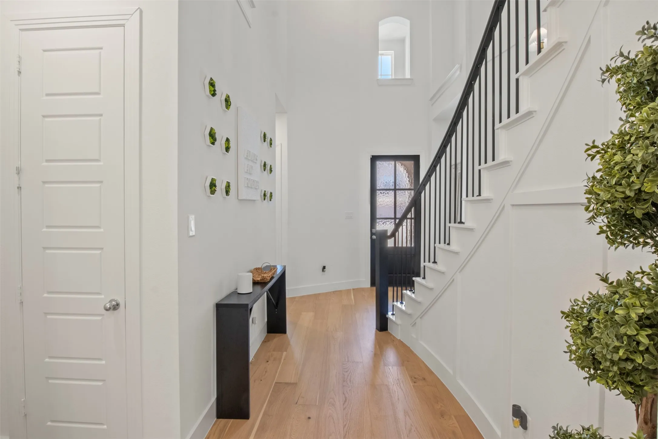 Single Family Residence For Sale in Denton County , 1909 Prickly Poppy Court, Aubrey, Texas 76227, 5 Bedroom, 5 Bathroom, 2 Garage spaces, 3,236 Sqft, built in 2024, Preowned, mls#21191071, Real Estate Agent in Aubrey, Homes For Sale in Denton county, Homes For Sale in Aubrey, Realtor in Aubrey Texas, Real Estate Brokerage Independent Realty Texas, Luminita Cordes Realtor