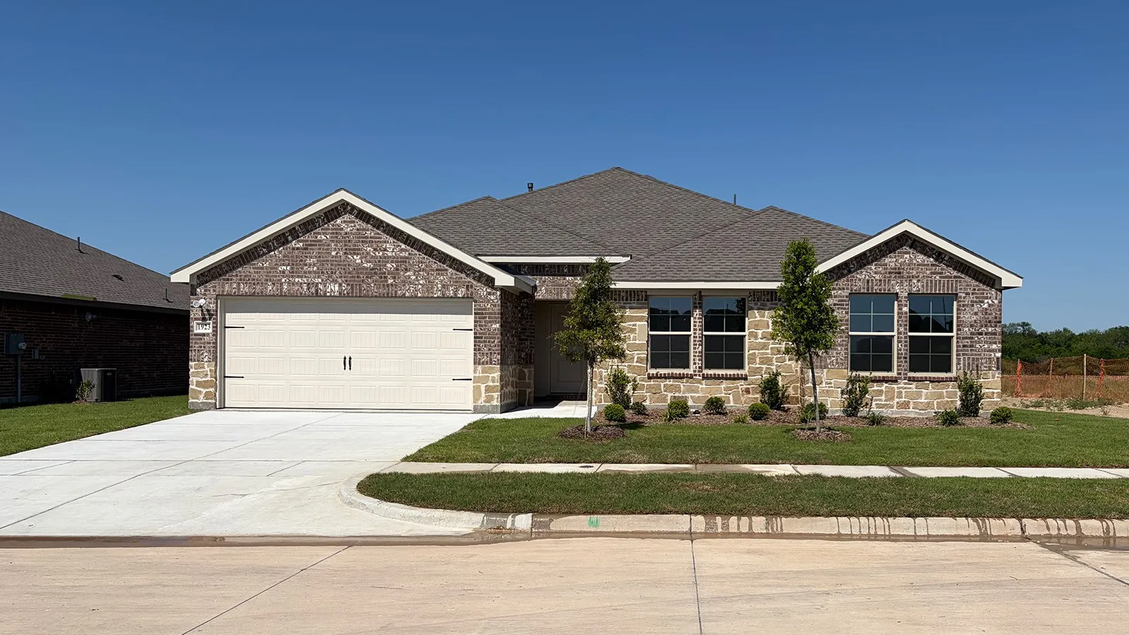 Single Family Residence For Sale in Kaufman County , 1923 Reveille Way, Terrell, Texas 75160, 4 Bedroom, 2 Bathroom, 2 Garage spaces, 2,088 Sqft, built in 2026, New Construction - Incomplete, mls#21192323, Real Estate Agent in Terrell, Homes For Sale in Kaufman county, Homes For Sale in Terrell, Realtor in Terrell Texas, Real Estate Brokerage Independent Realty Texas, Luminita Cordes Realtor