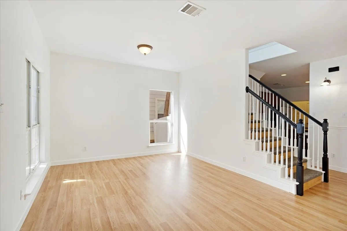 2nd Living Area