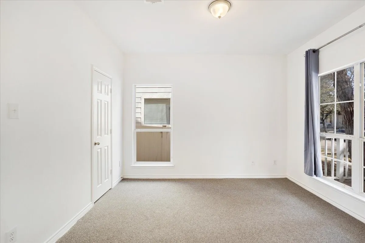 Office/Bedroom 5