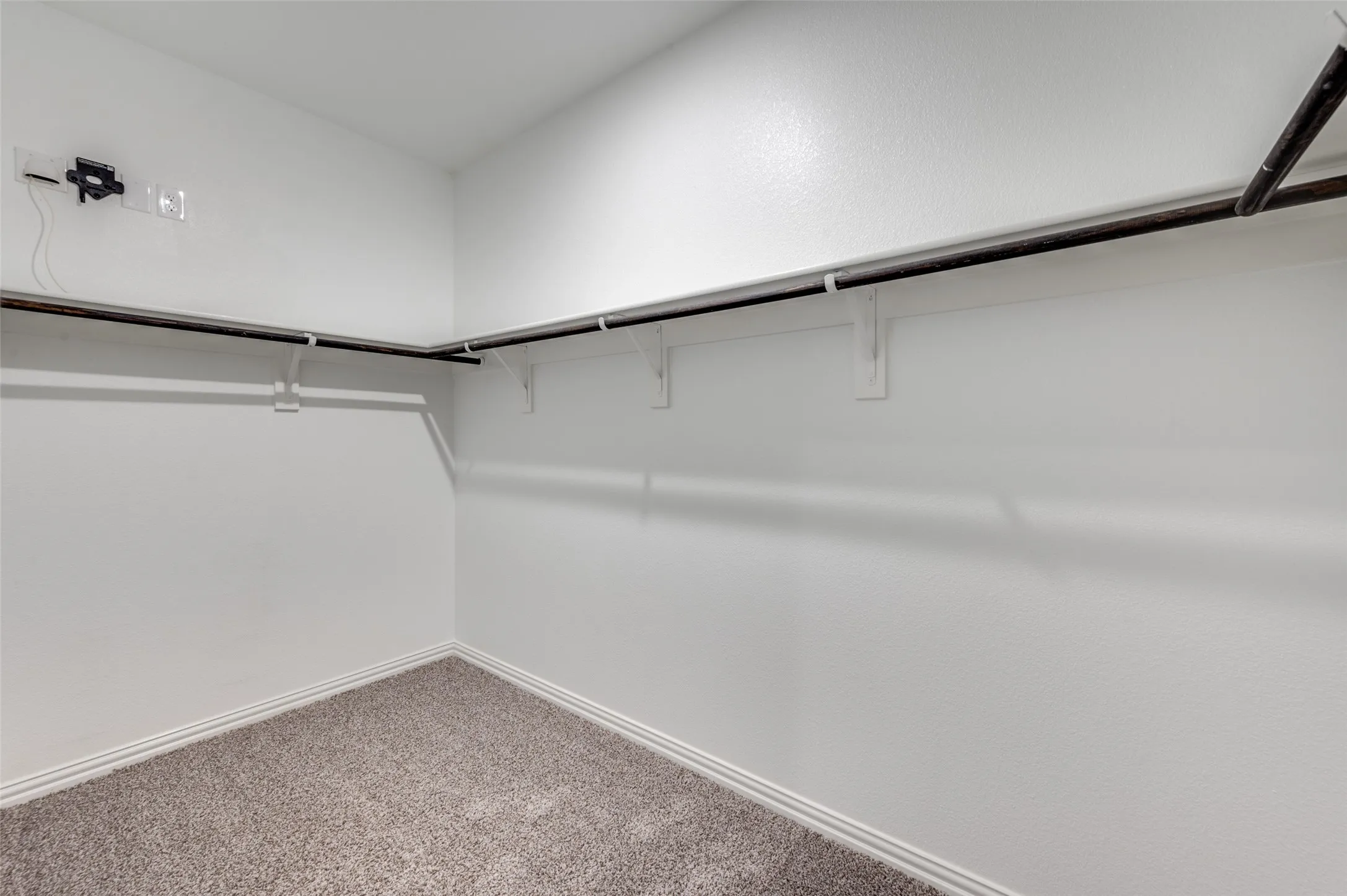 Single Family Residence For Sale in Denton County , 3308 Kingsdown Drive, Denton, Texas 76207, 5 Bedroom, 3 Bathroom, 2 Garage spaces, 3,052 Sqft, built in 2023, Preowned, mls#21187922, Real Estate Agent in Denton, Homes For Sale in Denton county, Homes For Sale in Denton, Realtor in Denton Texas, Real Estate Brokerage Independent Realty Texas, Luminita Cordes Realtor