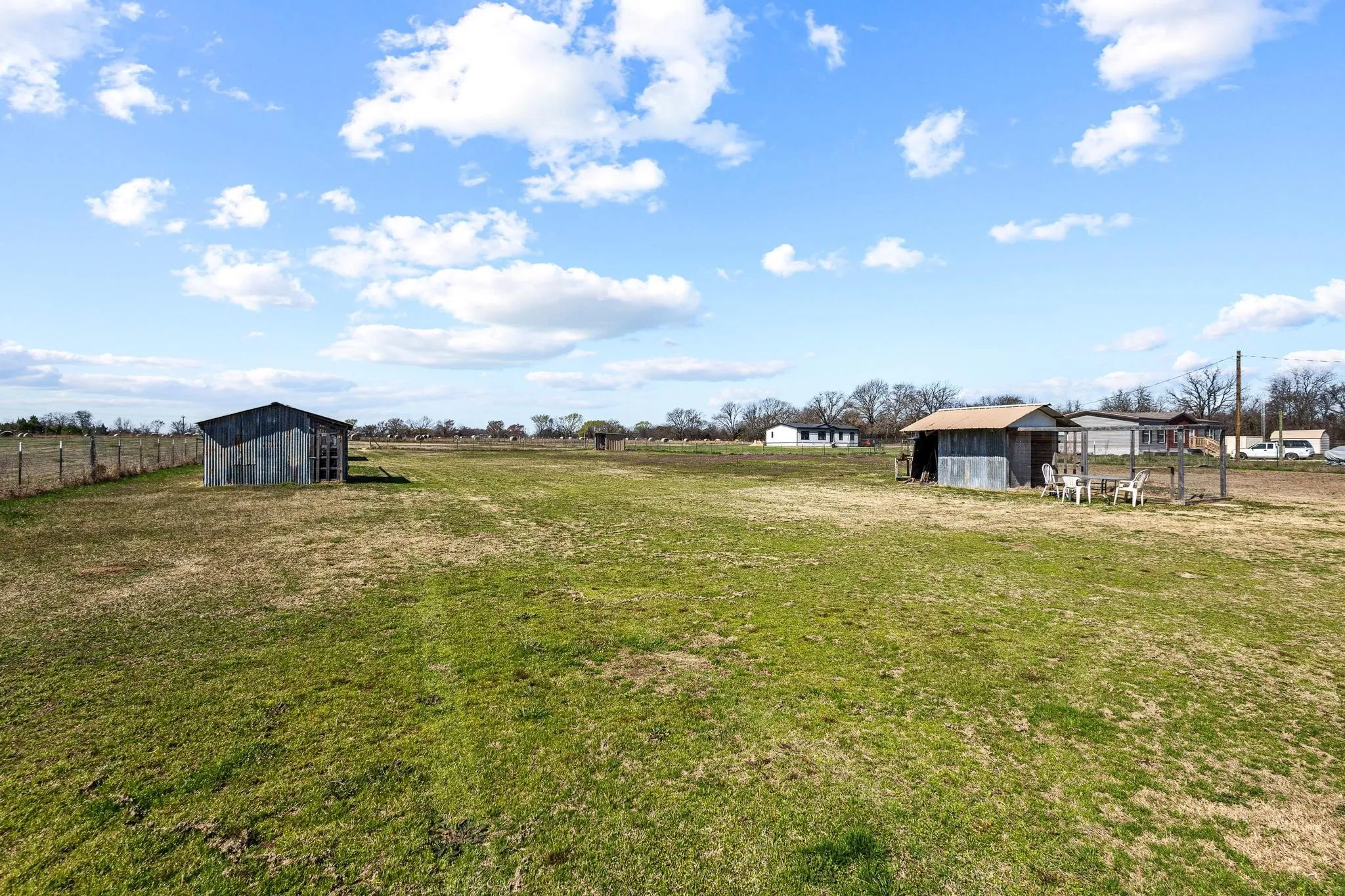 Mobile Home For Sale in Rains County , 385 Rs County Road 3374, Alba, Texas 75410, 2 Bedroom, 2 Bathroom, Garage spaces, 1,200 Sqft, built in 2023, Preowned, mls#21191873, Real Estate Agent in Alba, Homes For Sale in Rains county, Homes For Sale in Alba, Realtor in Alba Texas, Real Estate Brokerage Independent Realty Texas, Luminita Cordes Realtor