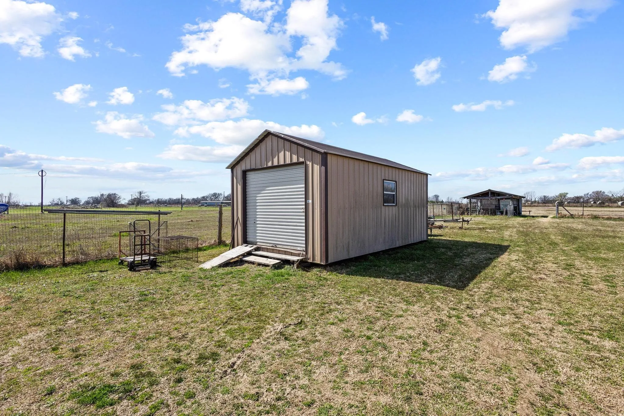 Mobile Home For Sale in Rains County , 385 Rs County Road 3374, Alba, Texas 75410, 2 Bedroom, 2 Bathroom, Garage spaces, 1,200 Sqft, built in 2023, Preowned, mls#21191873, Real Estate Agent in Alba, Homes For Sale in Rains county, Homes For Sale in Alba, Realtor in Alba Texas, Real Estate Brokerage Independent Realty Texas, Luminita Cordes Realtor