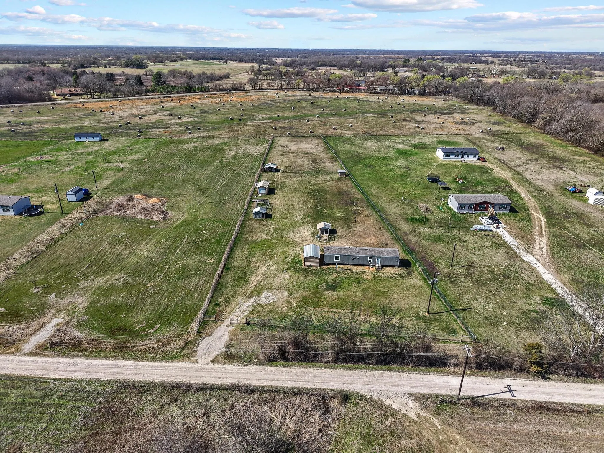 Mobile Home For Sale in Rains County , 385 Rs County Road 3374, Alba, Texas 75410, 2 Bedroom, 2 Bathroom, Garage spaces, 1,200 Sqft, built in 2023, Preowned, mls#21191873, Real Estate Agent in Alba, Homes For Sale in Rains county, Homes For Sale in Alba, Realtor in Alba Texas, Real Estate Brokerage Independent Realty Texas, Luminita Cordes Realtor