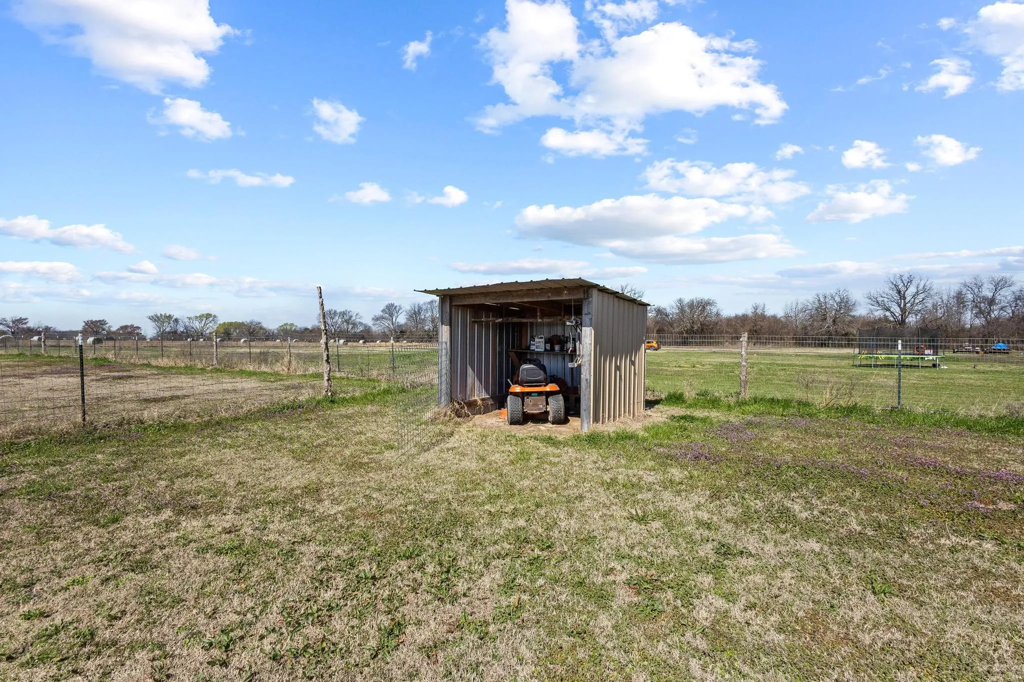 Mobile Home For Sale in Rains County , 385 Rs County Road 3374, Alba, Texas 75410, 2 Bedroom, 2 Bathroom, Garage spaces, 1,200 Sqft, built in 2023, Preowned, mls#21191873, Real Estate Agent in Alba, Homes For Sale in Rains county, Homes For Sale in Alba, Realtor in Alba Texas, Real Estate Brokerage Independent Realty Texas, Luminita Cordes Realtor
