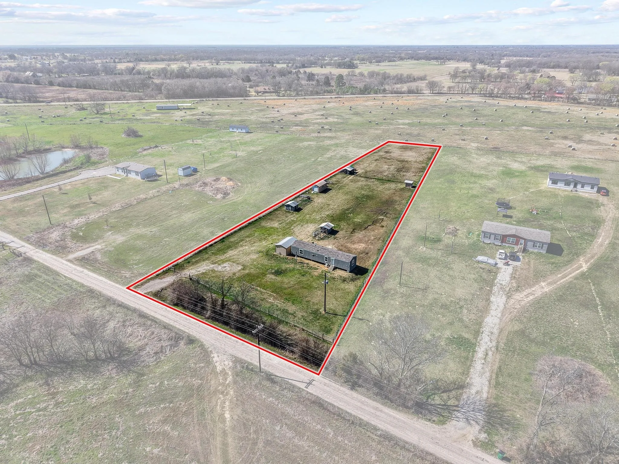 Mobile Home For Sale in Rains County , 385 Rs County Road 3374, Alba, Texas 75410, 2 Bedroom, 2 Bathroom, Garage spaces, 1,200 Sqft, built in 2023, Preowned, mls#21191873, Real Estate Agent in Alba, Homes For Sale in Rains county, Homes For Sale in Alba, Realtor in Alba Texas, Real Estate Brokerage Independent Realty Texas, Luminita Cordes Realtor