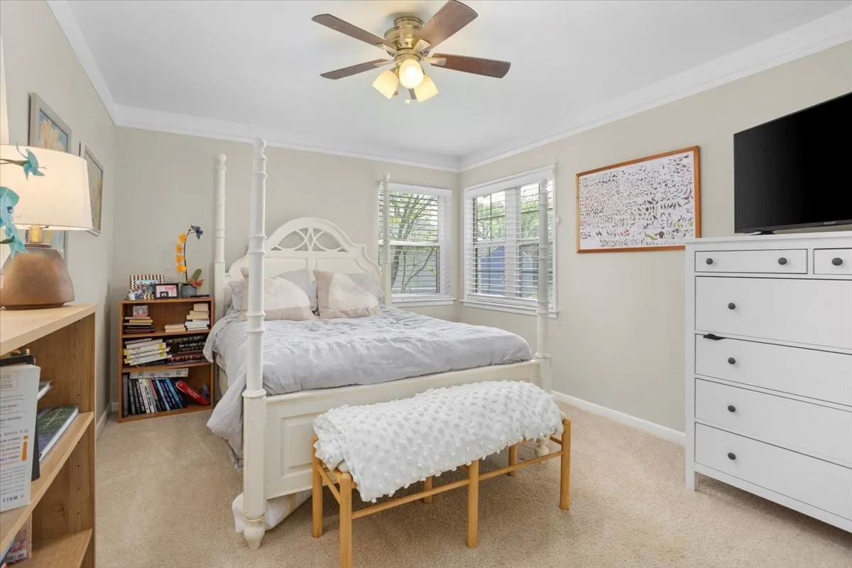 Single Family Residence For Rent in Tarrant County , 4109 Bilglade Road, Fort Worth, Texas 76109, 3 Bedrooms, 2 Bathrooms, 2 Garage spaces, 1,561 Sqft, built in 1955, Preowned, Price $2,900, mls#21191564, Real Estate Agent in Fort Worth, Homes For Rent in Tarrant county, Homes For Rent in Fort Worth, Realtor in Fort Worth Texas, Real Estate Brokerage Independent Realty Texas, Luminita Cordes Realtor