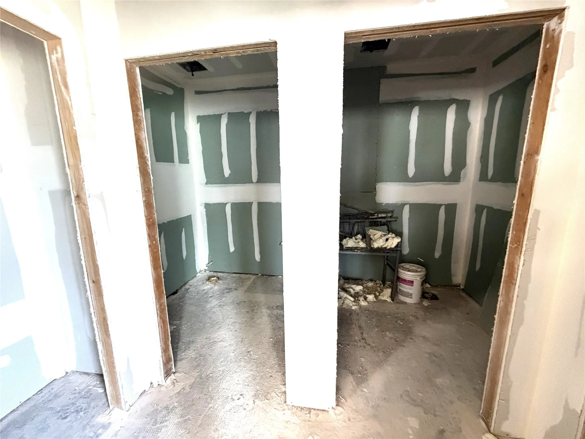 Retail For Sale in Grayson County , 900 N Broughton Street, Sherman, Texas 75090, 0, 0, Garage spaces, 0 Sqft, built in 1988, Preowned, Price $549,000, mls#21192586, Real Estate Agent in Sherman, Homes For Sale in Grayson county, Homes For Sale in Sherman, Realtor in Sherman Texas, Real Estate Brokerage Independent Realty Texas, Luminita Cordes Realtor
