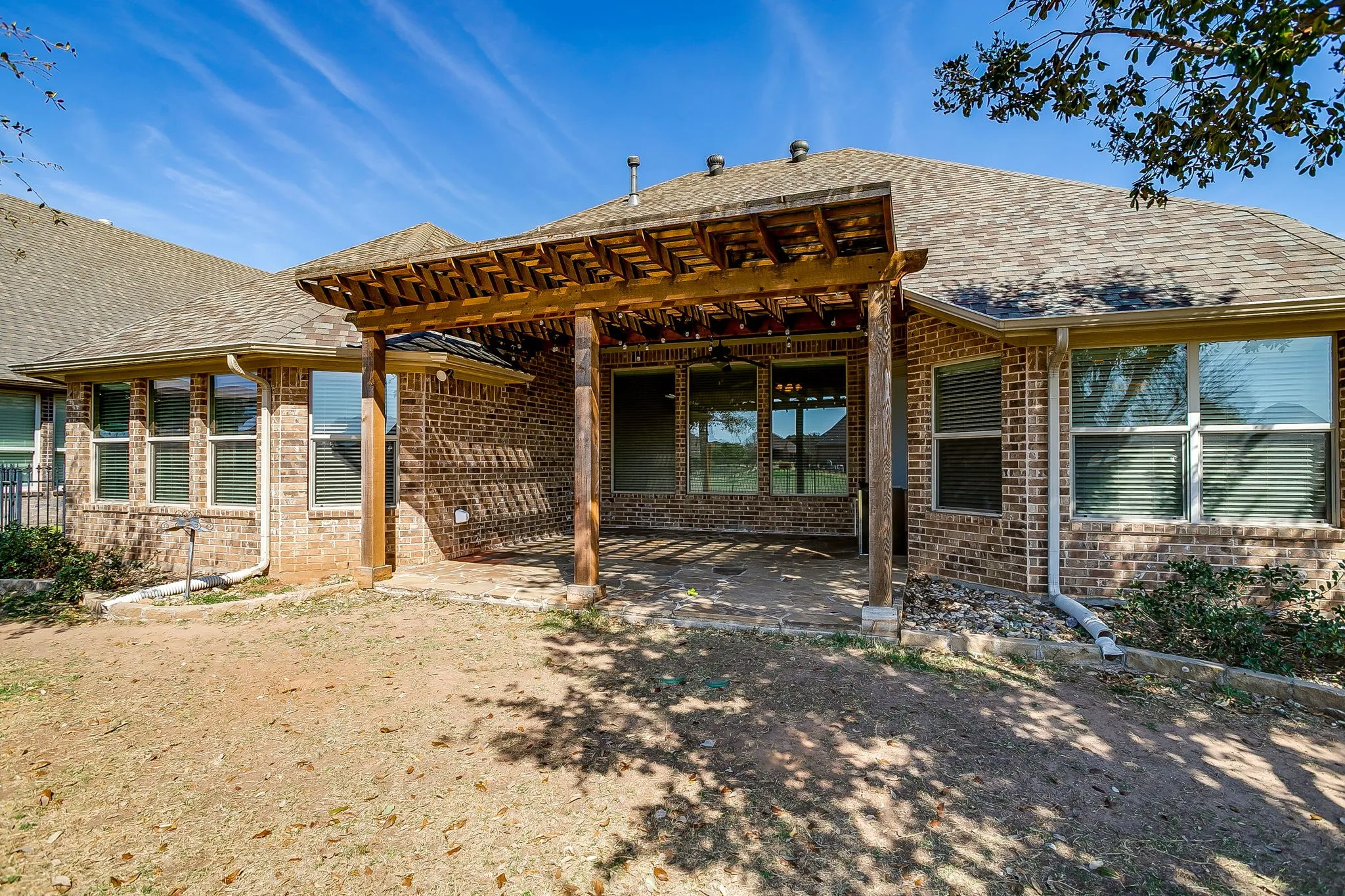 Single Family Residence For Sale in Hood County , 3303 Ferry Boat Lane, Granbury, Texas 76049, 4 Bedroom, 2 Bathroom, 2 Garage spaces, 2,282 Sqft, built in 2012, mls#21192577, Real Estate Agent in Granbury, Homes For Sale in Hood county, Homes For Sale in Granbury, Realtor in Granbury Texas, Real Estate Brokerage Independent Realty Texas, Luminita Cordes Realtor