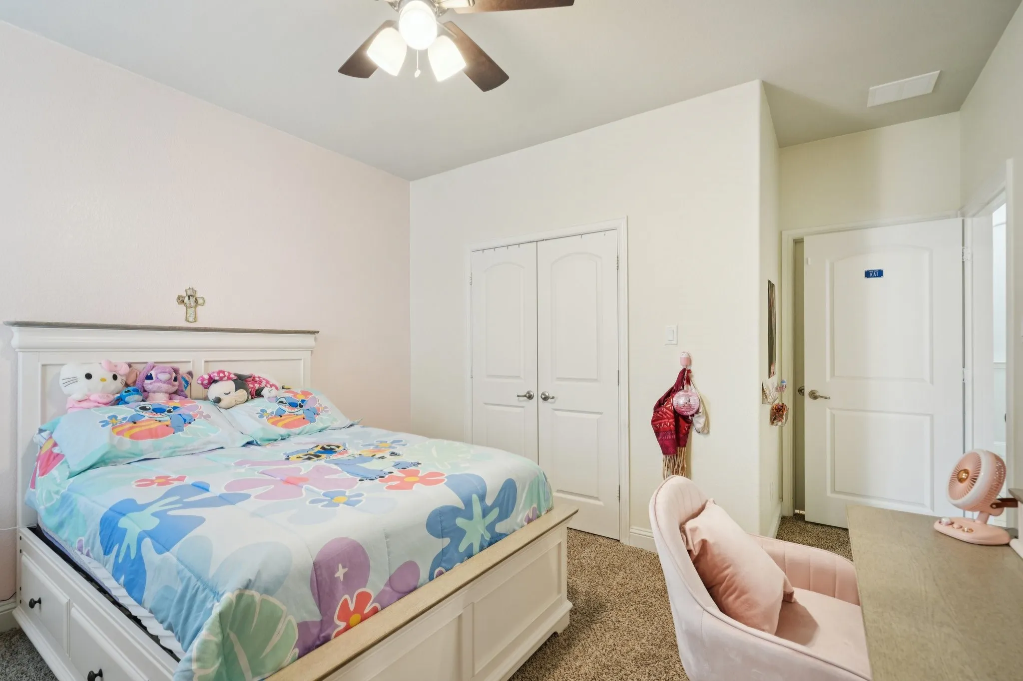 Single Family Residence For Sale in Ellis County , 453 Lake Park Drive, Midlothian, Texas 76065, 4 Bedroom, 3 Bathroom, 2 Garage spaces, 2,778 Sqft, built in 2017, Preowned, mls#21192599, Real Estate Agent in Midlothian, Homes For Sale in Ellis county, Homes For Sale in Midlothian, Realtor in Midlothian Texas, Real Estate Brokerage Independent Realty Texas, Luminita Cordes Realtor