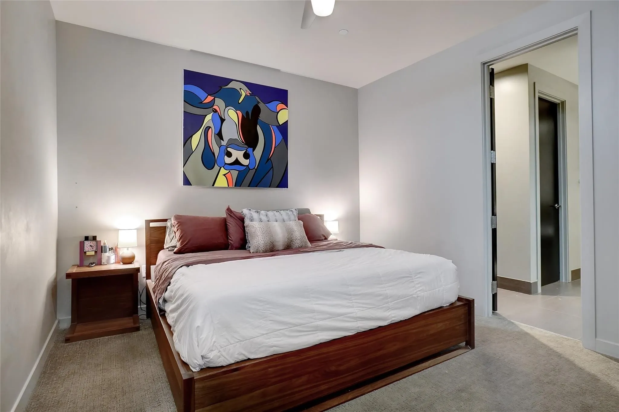Condominium For Sale in Tarrant County , 2600 W 7th Street 1807, Fort Worth, Texas 76107, 2 Bedrooms, 2 Bathrooms, 2 Garage spaces, 1,263 Sqft, built in 1928, Preowned, Price $359,000, mls#21187559, Real Estate Agent in Fort Worth, Homes For Sale in Tarrant county, Homes For Sale in Fort Worth, Realtor in Fort Worth Texas, Real Estate Brokerage Independent Realty Texas, Luminita Cordes Realtor