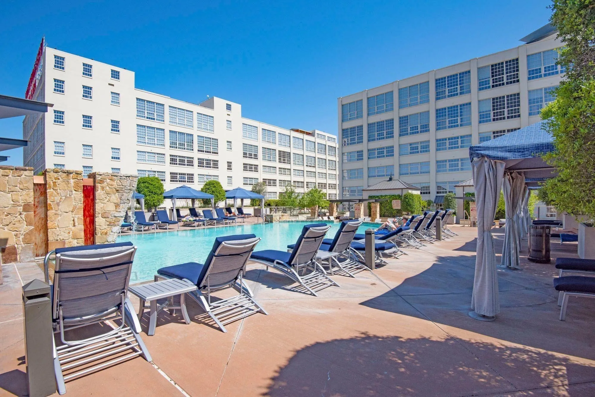 Condominium For Sale in Tarrant County , 2600 W 7th Street 1807, Fort Worth, Texas 76107, 2 Bedrooms, 2 Bathrooms, 2 Garage spaces, 1,263 Sqft, built in 1928, Preowned, Price $359,000, mls#21187559, Real Estate Agent in Fort Worth, Homes For Sale in Tarrant county, Homes For Sale in Fort Worth, Realtor in Fort Worth Texas, Real Estate Brokerage Independent Realty Texas, Luminita Cordes Realtor