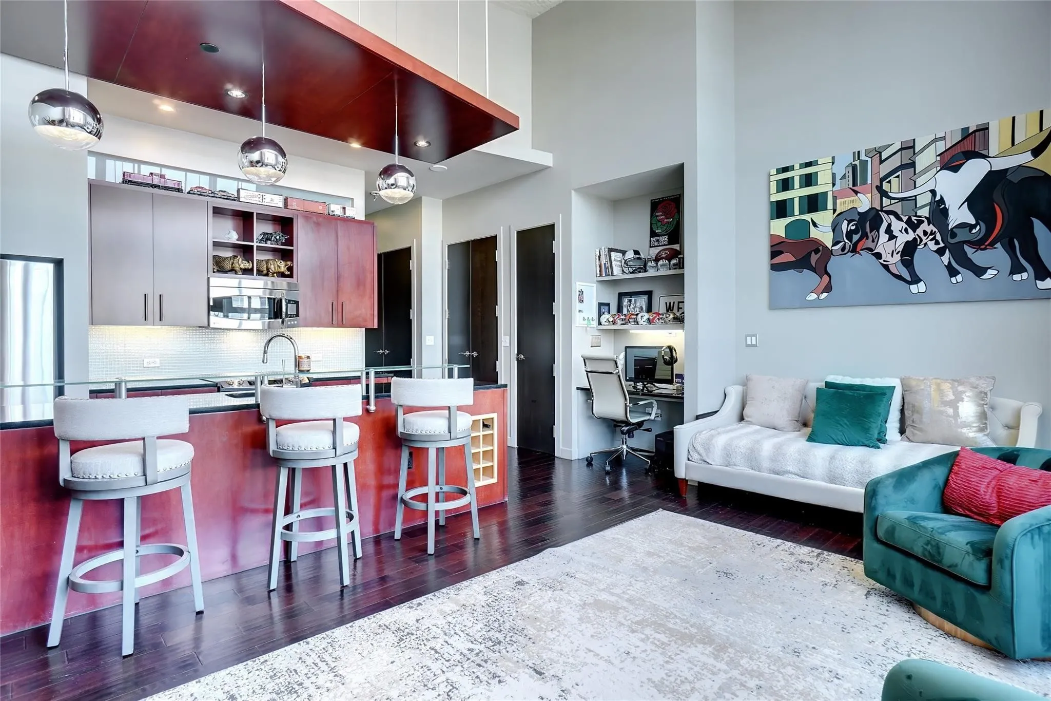 Condominium For Sale in Tarrant County , 2600 W 7th Street 1807, Fort Worth, Texas 76107, 2 Bedrooms, 2 Bathrooms, 2 Garage spaces, 1,263 Sqft, built in 1928, Preowned, Price $359,000, mls#21187559, Real Estate Agent in Fort Worth, Homes For Sale in Tarrant county, Homes For Sale in Fort Worth, Realtor in Fort Worth Texas, Real Estate Brokerage Independent Realty Texas, Luminita Cordes Realtor
