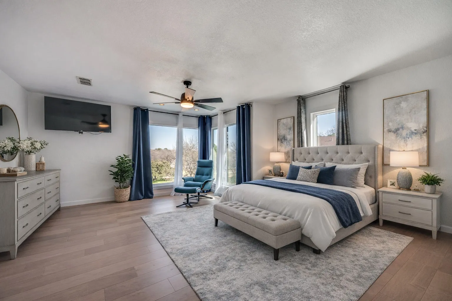 Single Family Residence For Sale in Tarrant County , 1816 Southpark Drive, Arlington, Texas 76013, 4 Bedroom, 3 Bathroom, 2 Garage spaces, 3,242 Sqft, built in 1977, mls#21192613, Real Estate Agent in Arlington, Homes For Sale in Tarrant county, Homes For Sale in Arlington, Realtor in Arlington Texas, Real Estate Brokerage Independent Realty Texas, Luminita Cordes Realtor