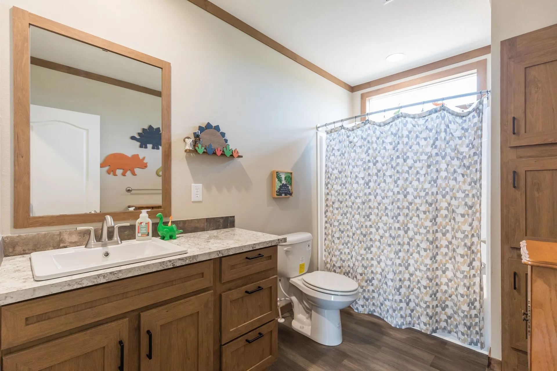 Manufactured Home For Sale in Jones County , 10099 County Road 452, Merkel, Texas 79536, 3 Bedroom, 2 Bathroom, Garage spaces, 1,680 Sqft, built in 2023, mls#21186534, Real Estate Agent in Merkel, Homes For Sale in Jones county, Homes For Sale in Merkel, Realtor in Merkel Texas, Real Estate Brokerage Independent Realty Texas, Luminita Cordes Realtor