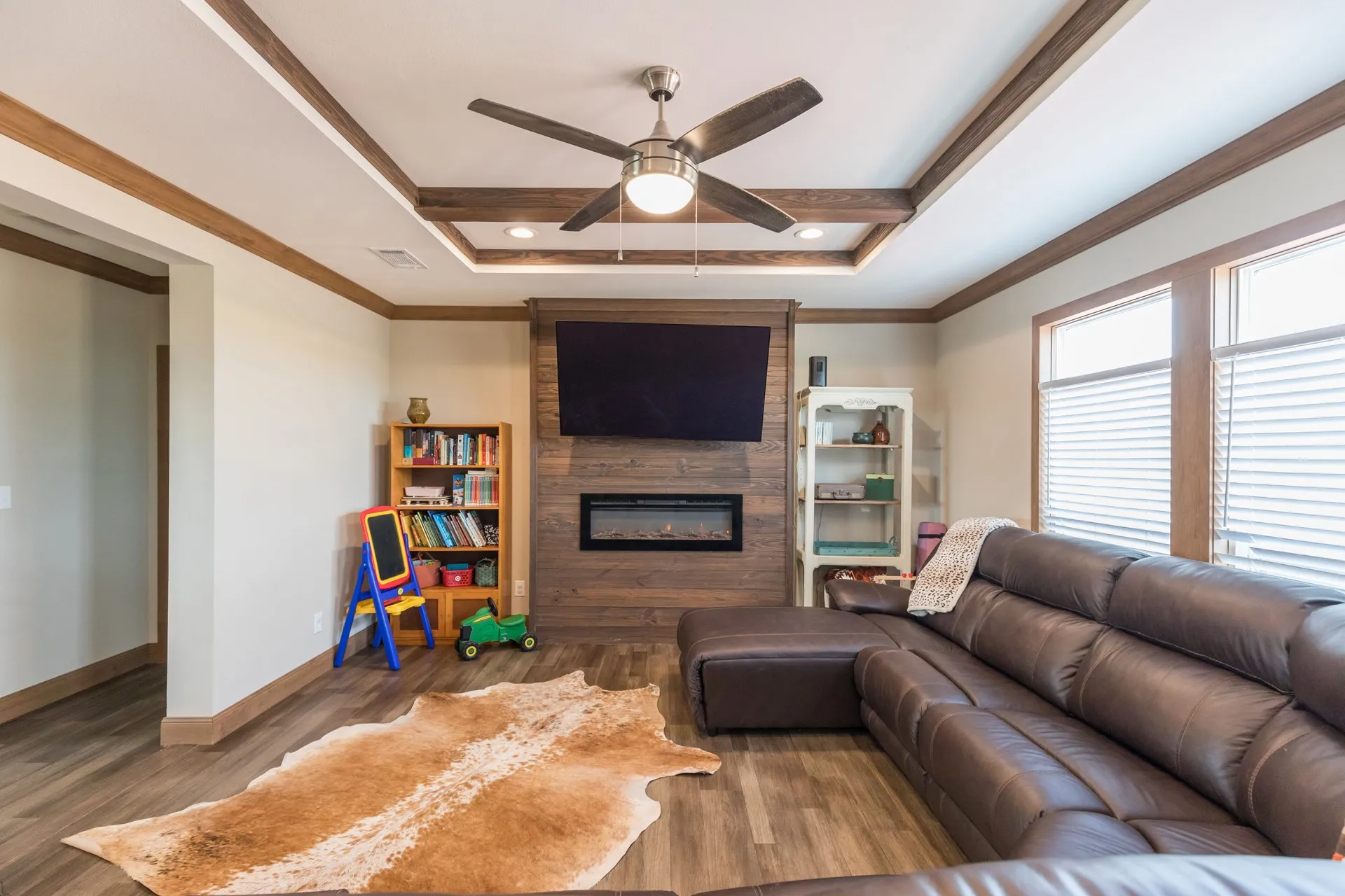 Manufactured Home For Sale in Jones County , 10099 County Road 452, Merkel, Texas 79536, 3 Bedroom, 2 Bathroom, Garage spaces, 1,680 Sqft, built in 2023, mls#21186534, Real Estate Agent in Merkel, Homes For Sale in Jones county, Homes For Sale in Merkel, Realtor in Merkel Texas, Real Estate Brokerage Independent Realty Texas, Luminita Cordes Realtor