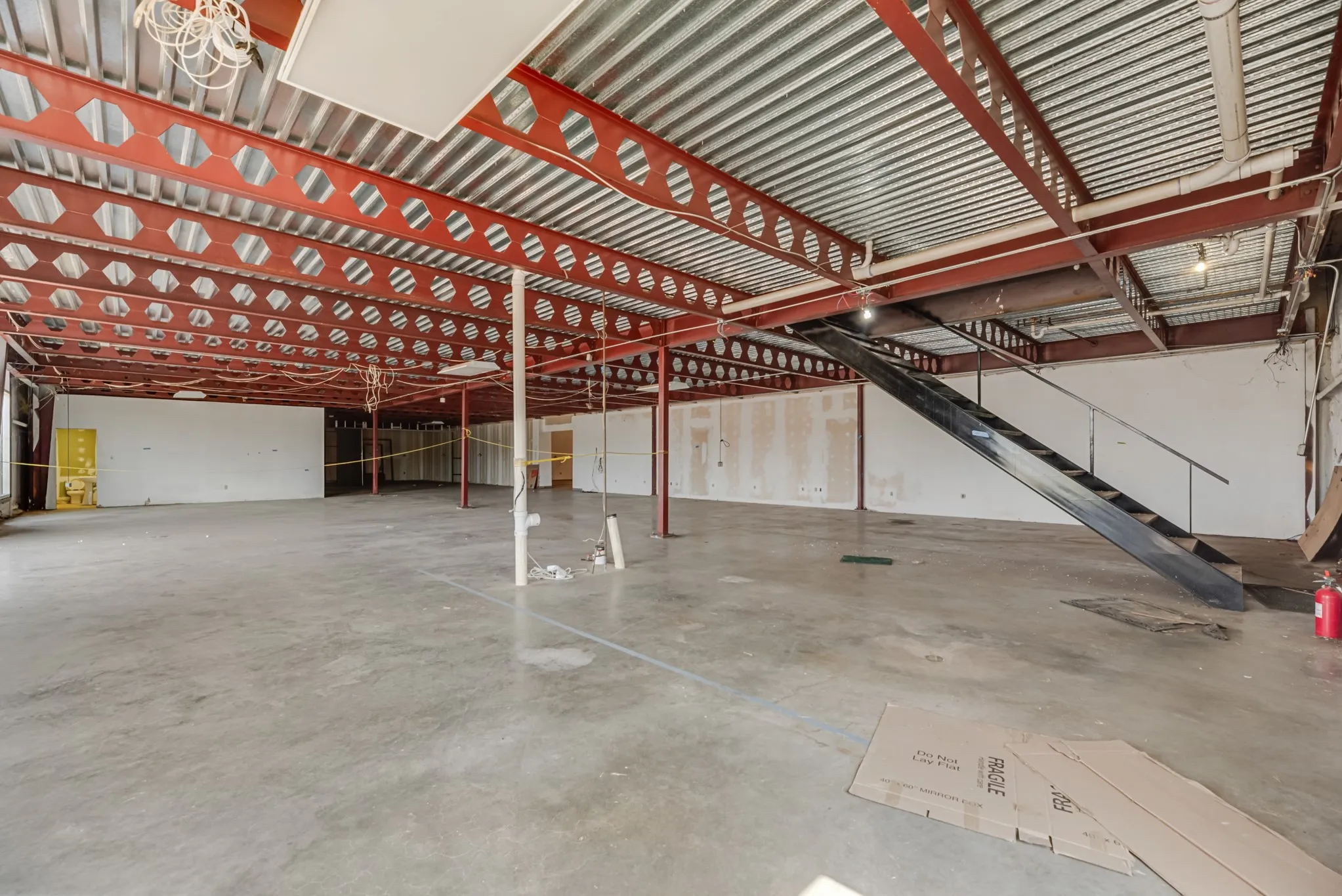 Warehouse For Sale in Parker County , 2500 IH-20 Frontage, Weatherford, Texas 76087, 0, 0, Garage spaces, 0 Sqft, built in 1997, Preowned, Price $19,100,000, mls#21192713, Real Estate Agent in Weatherford, Homes For Sale in Parker county, Homes For Sale in Weatherford, Realtor in Weatherford Texas, Real Estate Brokerage Independent Realty Texas, Luminita Cordes Realtor