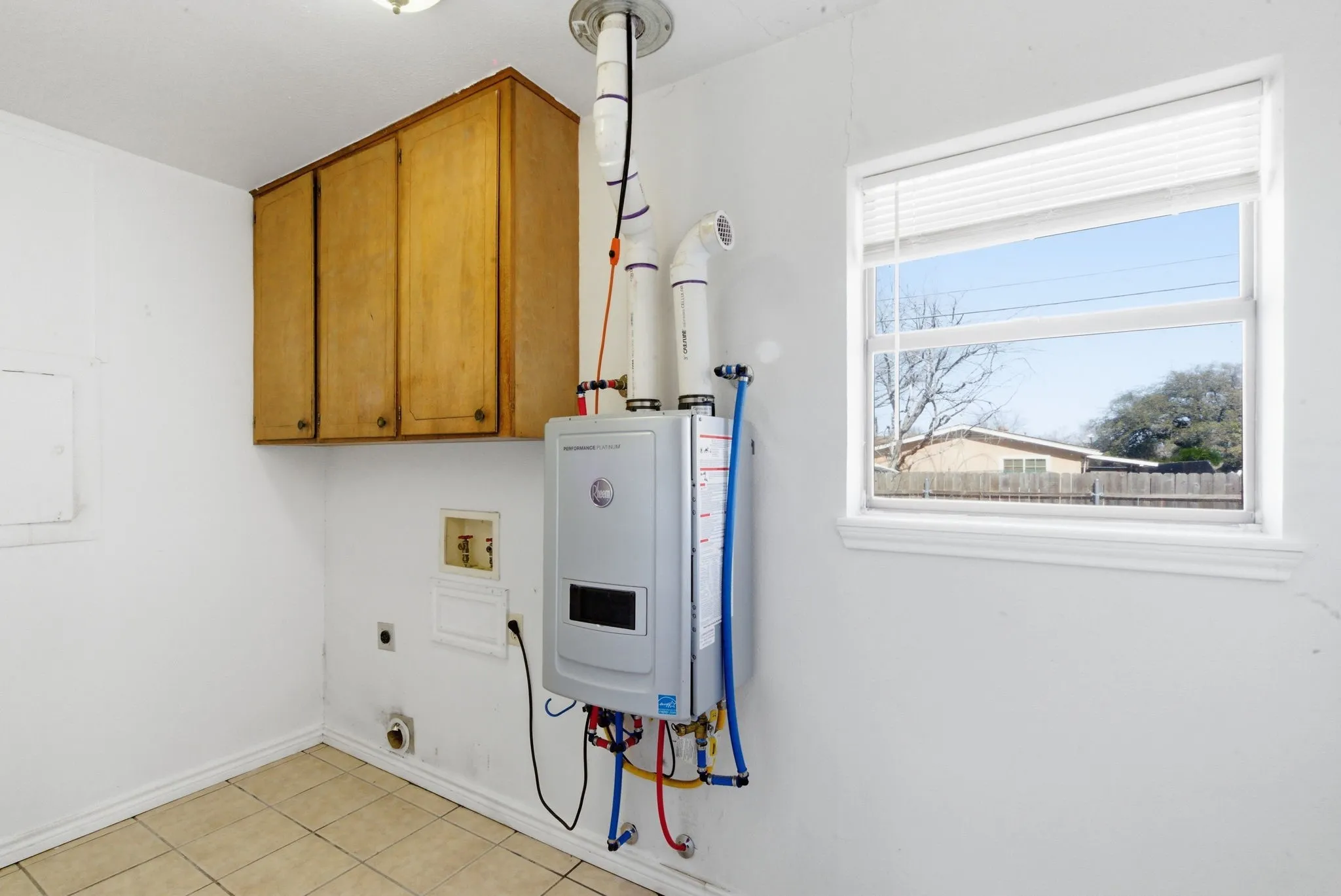 Single Family Residence For Sale in Hamilton County , 504 N Hall Street, Hamilton, Texas 76531, 3 Bedroom, 2 Bathroom, Garage spaces, 1,775 Sqft, built in 1978, mls#21191530, Real Estate Agent in Hamilton, Homes For Sale in Hamilton county, Homes For Sale in Hamilton, Realtor in Hamilton Texas, Real Estate Brokerage Independent Realty Texas, Luminita Cordes Realtor