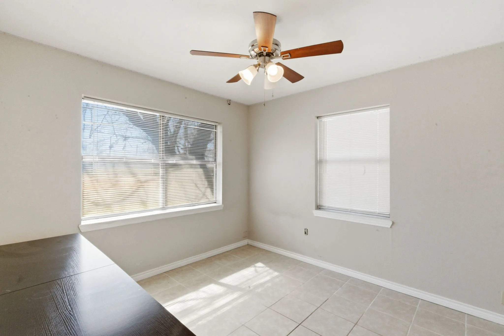 Single Family Residence For Sale in Hamilton County , 504 N Hall Street, Hamilton, Texas 76531, 3 Bedroom, 2 Bathroom, Garage spaces, 1,775 Sqft, built in 1978, mls#21191530, Real Estate Agent in Hamilton, Homes For Sale in Hamilton county, Homes For Sale in Hamilton, Realtor in Hamilton Texas, Real Estate Brokerage Independent Realty Texas, Luminita Cordes Realtor