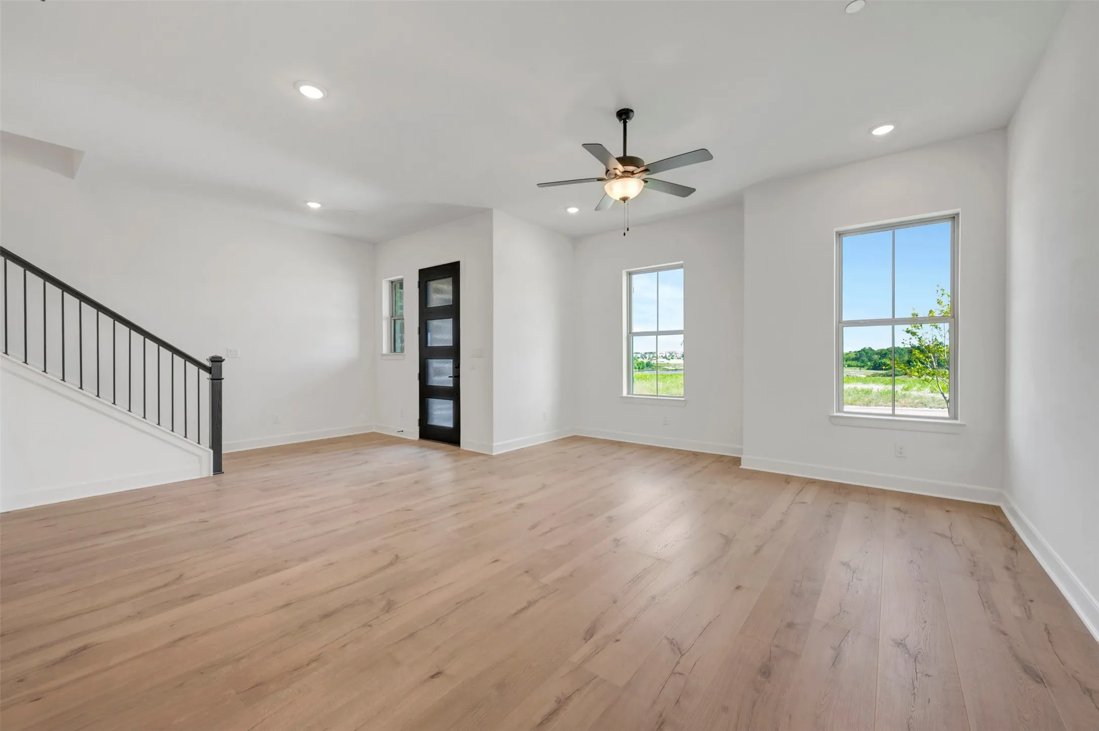 Single Family Residence For Sale in Collin County , 2860 Yampa Drive, Mc Kinney, Texas 75071, 3 Bedroom, 3 Bathroom, 2 Garage spaces, 2,142 Sqft, built in 2026, mls#21192909, Real Estate Agent in Mc Kinney, Homes For Sale in Collin county, Homes For Sale in Mc Kinney, Realtor in Mc Kinney Texas, Real Estate Brokerage Independent Realty Texas, Luminita Cordes Realtor