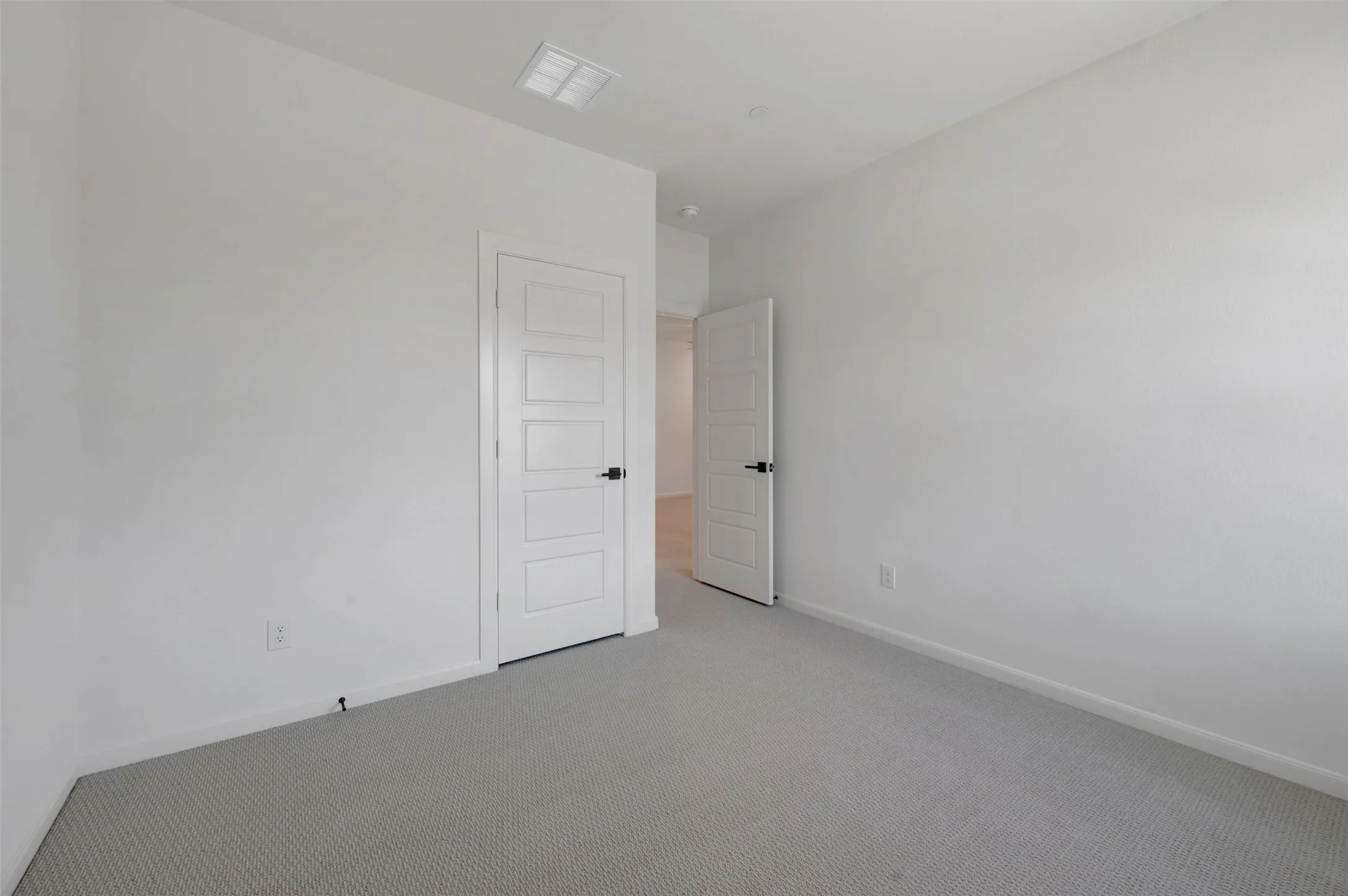 Single Family Residence For Sale in Collin County , 2860 Yampa Drive, Mc Kinney, Texas 75071, 3 Bedroom, 3 Bathroom, 2 Garage spaces, 2,142 Sqft, built in 2026, mls#21192909, Real Estate Agent in Mc Kinney, Homes For Sale in Collin county, Homes For Sale in Mc Kinney, Realtor in Mc Kinney Texas, Real Estate Brokerage Independent Realty Texas, Luminita Cordes Realtor