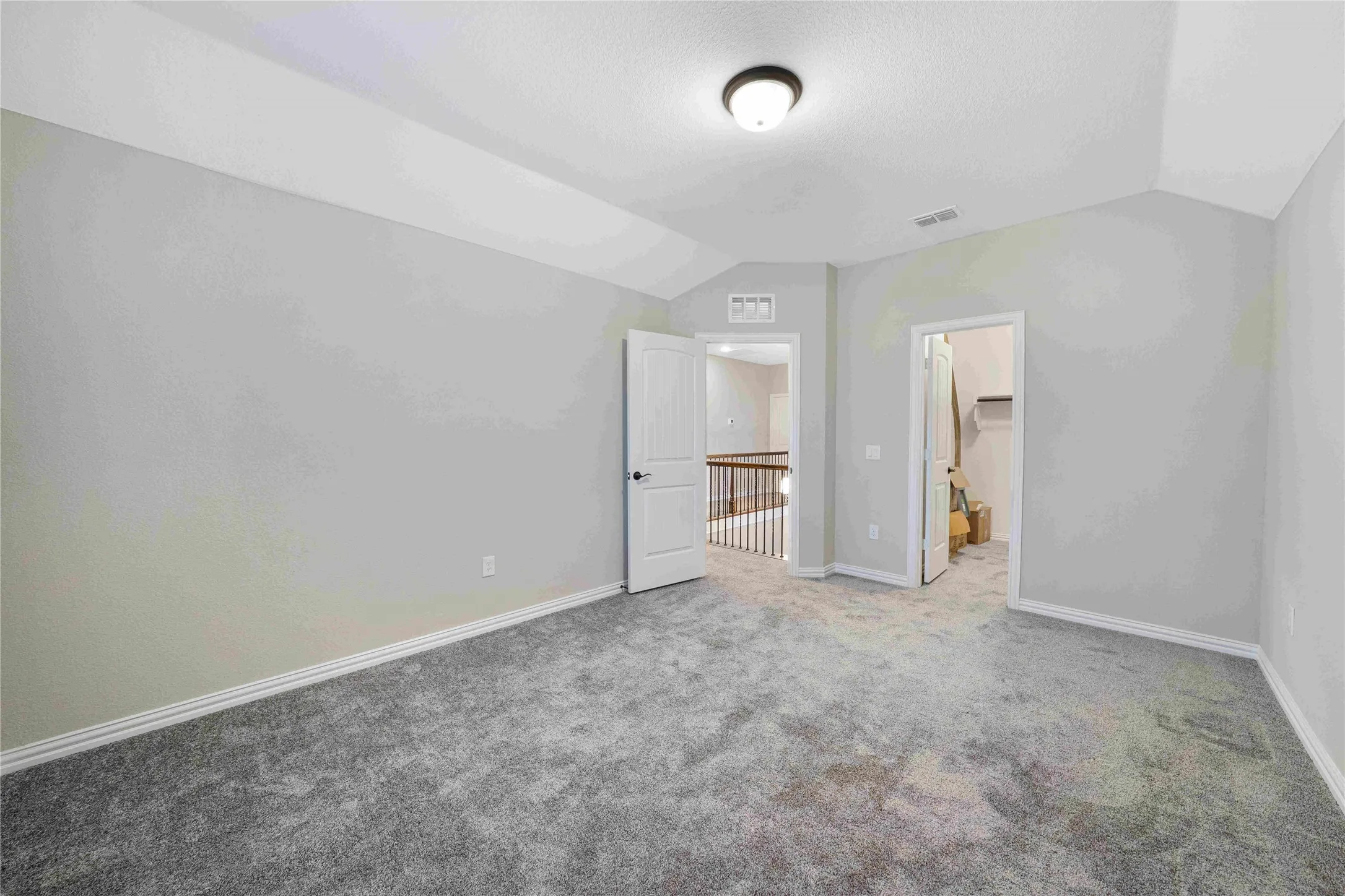 Single Family Residence For Sale in Denton County , 9401 Trailway Dr, Little Elm, Texas 75068, 4 Bedroom, 3 Bathroom, 2 Garage spaces, 3,653 Sqft, built in 2021, Preowned, mls#21189068, Real Estate Agent in Little Elm, Homes For Sale in Denton county, Homes For Sale in Little Elm, Realtor in Little Elm Texas, Real Estate Brokerage Independent Realty Texas, Luminita Cordes Realtor