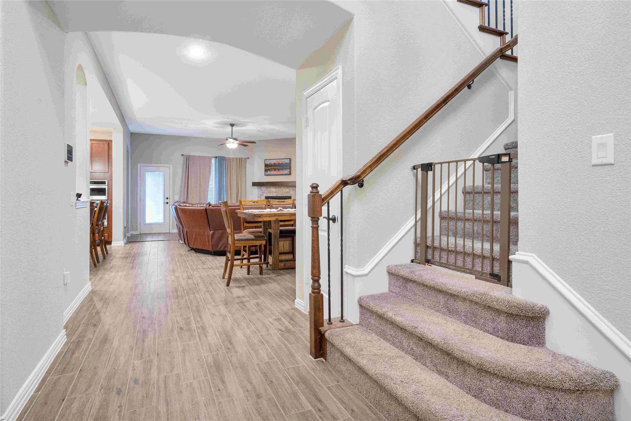 Single Family Residence For Sale in Denton County , 9401 Trailway Dr, Little Elm, Texas 75068, 4 Bedroom, 3 Bathroom, 2 Garage spaces, 3,653 Sqft, built in 2021, Preowned, mls#21189068, Real Estate Agent in Little Elm, Homes For Sale in Denton county, Homes For Sale in Little Elm, Realtor in Little Elm Texas, Real Estate Brokerage Independent Realty Texas, Luminita Cordes Realtor